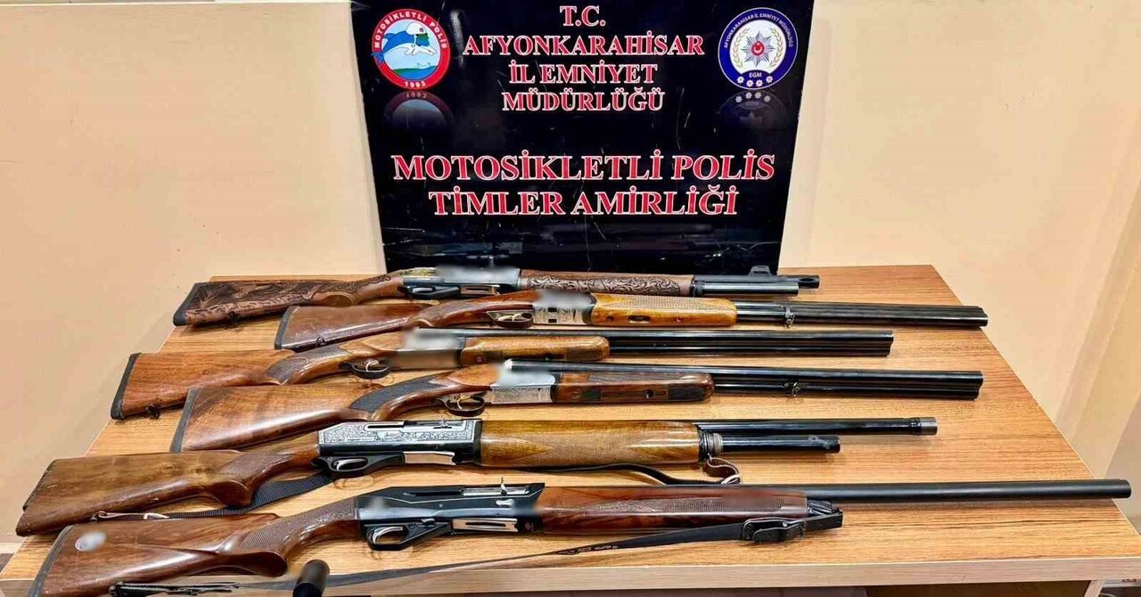 AFYONKARAHİSAR'DA POLİS TARAFINDAN SON BİR HAFTADA GERÇEKLEŞTİRİLEN DENETİMLERDE BASKIN YAPILAN...