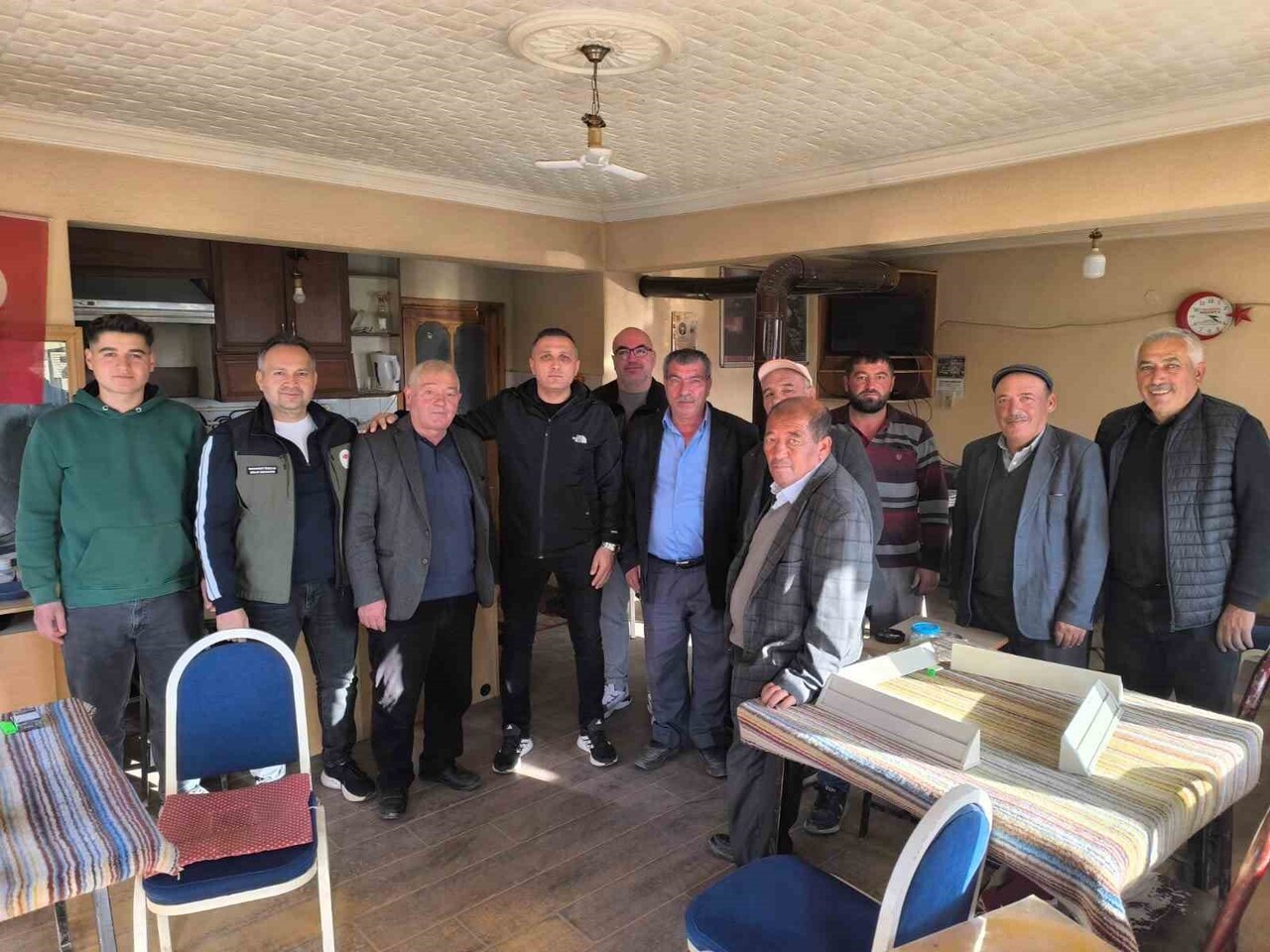 AFYONKARAHİSAR DİNAR İLÇE TARIM VE ORMAN MÜDÜRLÜĞÜ EKİPLERİ TARAFINDAN ÇİFTÇİLERE YÖNELİK EĞİTİM...