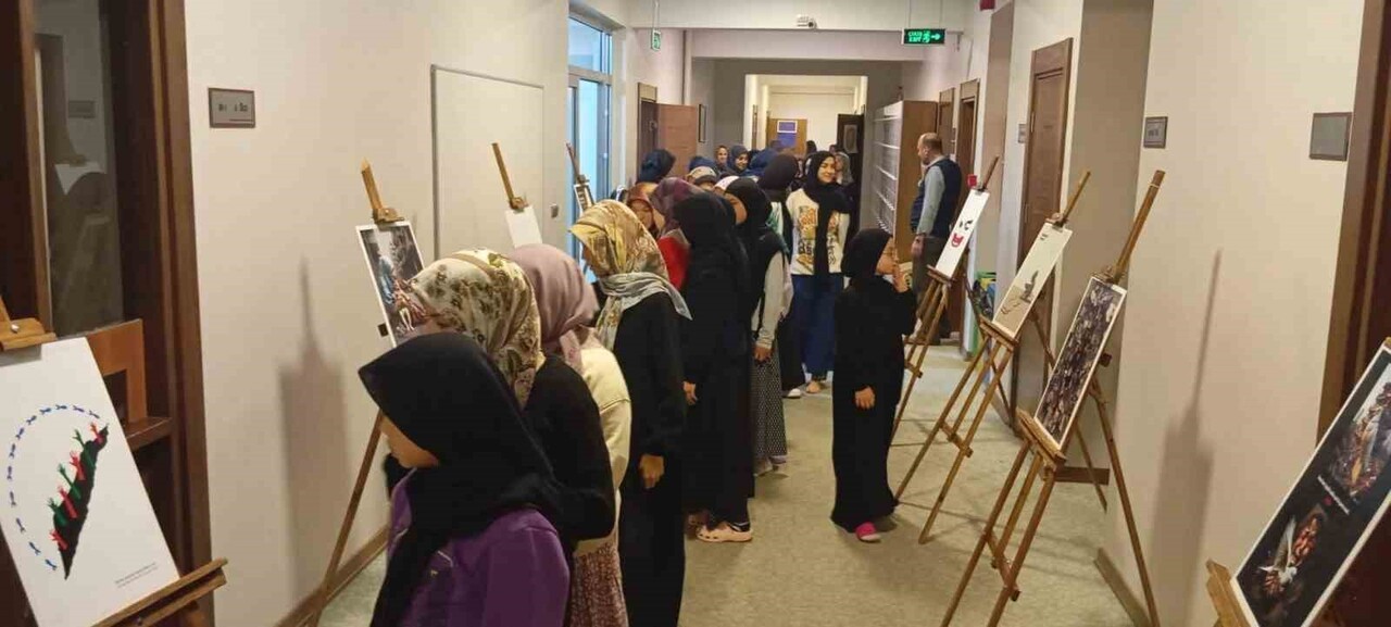 AFYONKARAHİSAR’IN ŞUHUT İLÇESİNDE, EMİNE ERDOĞAN BÖLGE YATILI KIZ KUR’AN KURSUNDA FİLİSTİN VE...