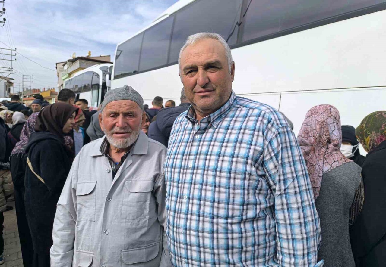 AFYONKARAHİSAR’IN ŞUHUT İLÇESİNDE UMRE İBADETİNİ YERİNE GETİRMEK ÜZERE KUTSAL TOPRAKLARA GİDECEK...