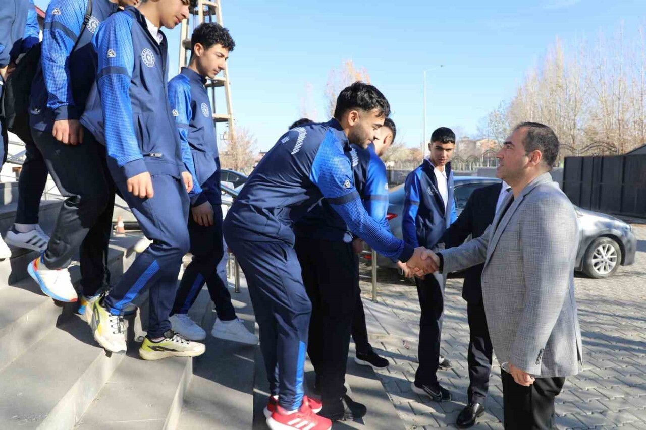 AĞRI HENTBOL'DA TÜRKİYE 2. LİGİ'NDE