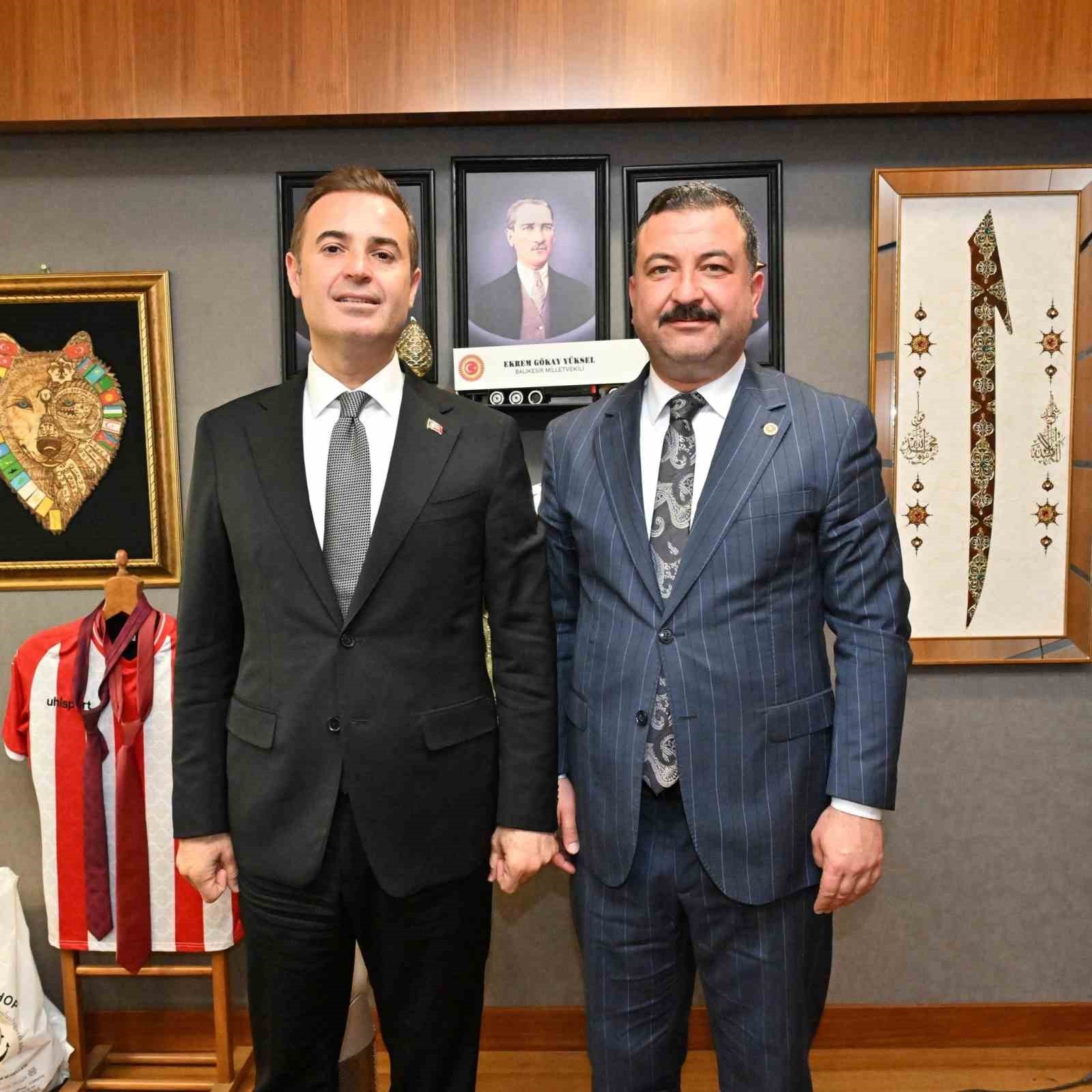 AHMET AKIN KUVAYIMİLLİYE RUHUNU ANKARA’YA TAŞIDI