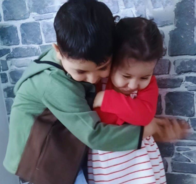 ALMANYA’NIN HAMBURG KENTİNDEN İSTANBUL’A TATİL İÇİN GELEN BÖCEK AİLESİ, KALDIKLARI OTELDE GECE...