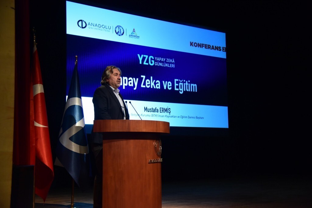 ANADOLU ÜNİVERSİTESİ YAPAY ZEKÂ GÜNLÜKLERİ KAPSAMINDA DÜZENLENEN "YAPAY ZEKÂ VE EĞİTİM" BAŞLIKLI...