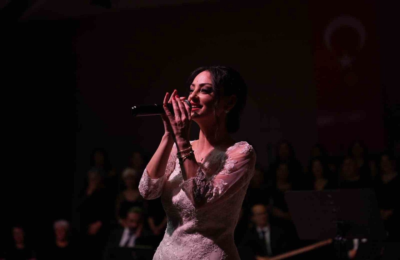 ANKARA'NIN KEÇİÖREN İLÇESİNDE, ASKERİ KARGO UÇAĞININ DÜŞMESİ NEDENİYLE 11 KASIM'DAKİ KEMAL SUNAL...