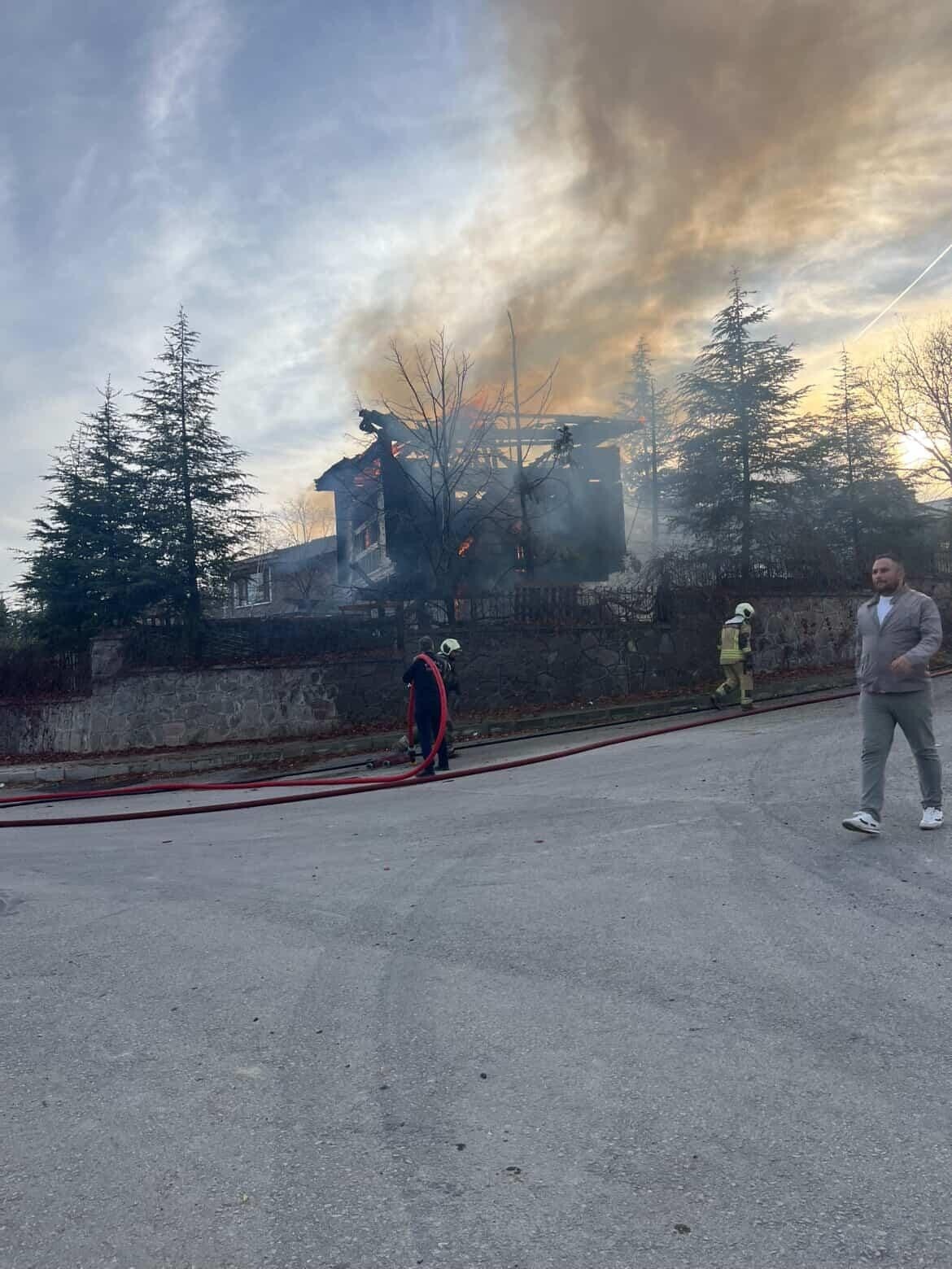 ANKARA’NIN GÖLBAŞI İLÇESİ KARŞIYAKA MAHALLESİ’NDE, ESKİ GENEL MÜDÜR VE GAZETECİ OSMAN YAZICI’YA...
