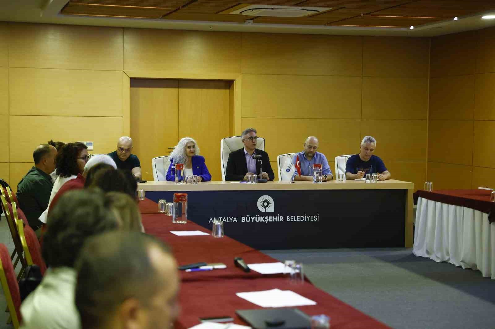 ANTALYA BÜYÜKŞEHİR BELEDİYESİ, ÇEVRE KURULU TOPLANTISI’NDA DÜDEN ÇAYI’NIN AKDENİZ’E DÖKÜLDÜĞÜ...