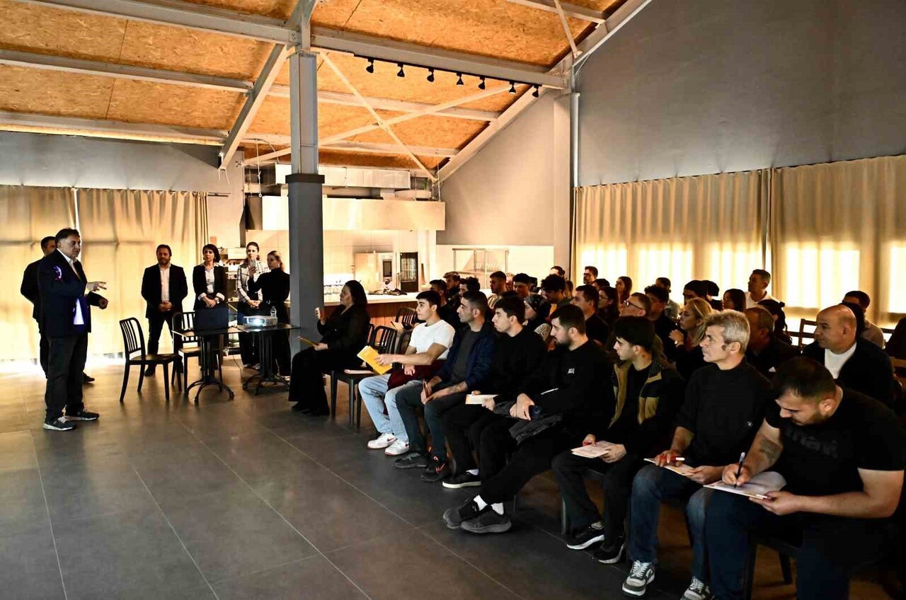 ANTALYA’DA MURATPAŞA BELEDİYESİ, GOLD TOWN GIDA GÜVENLİĞİ VE HİJYEN SERTİFİKA PROGRAMI KAPSAMINDA...