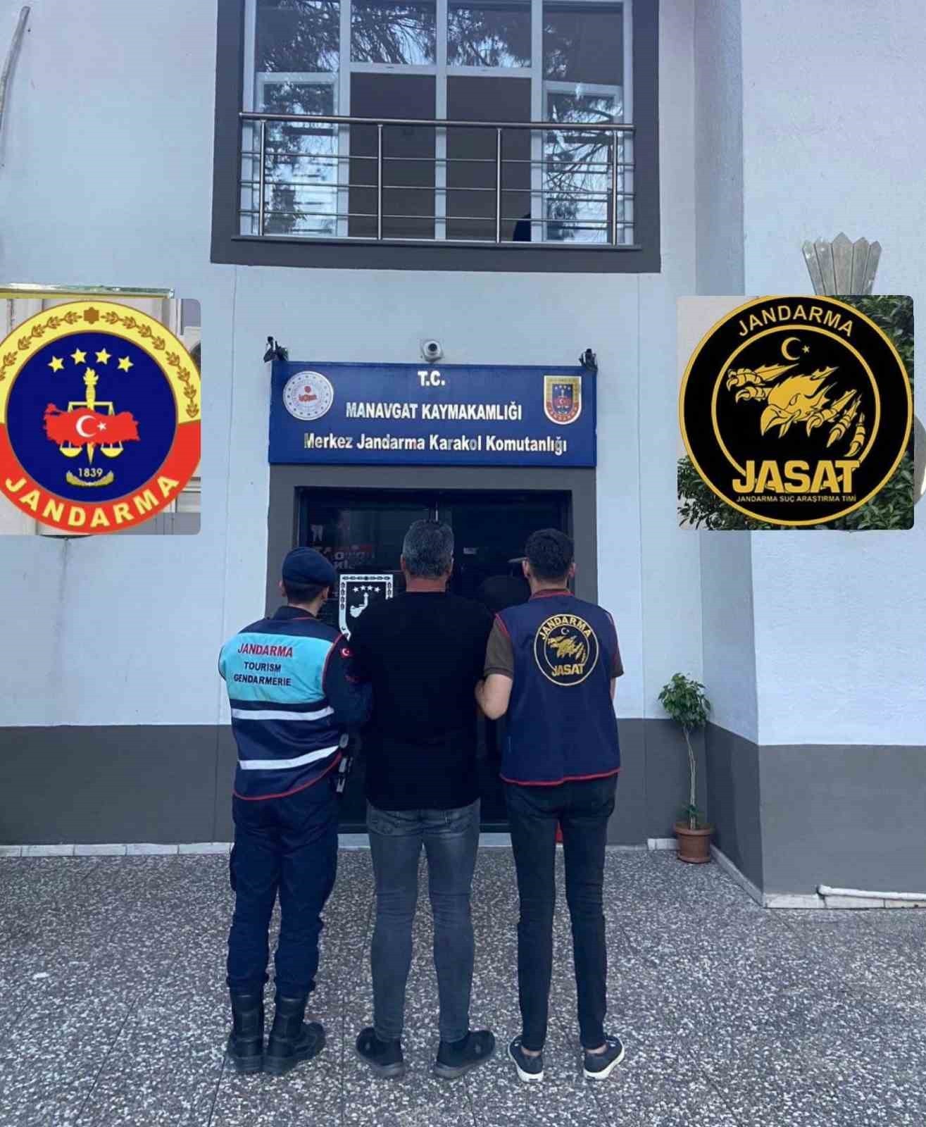 ANTALYA İL JANDARMA KOMUTANLIĞI, SUÇLARIN ÖNLENMESİ VE SUÇLULARIN YAKALANMASI AMACIYLA YÜRÜTTÜĞÜ...