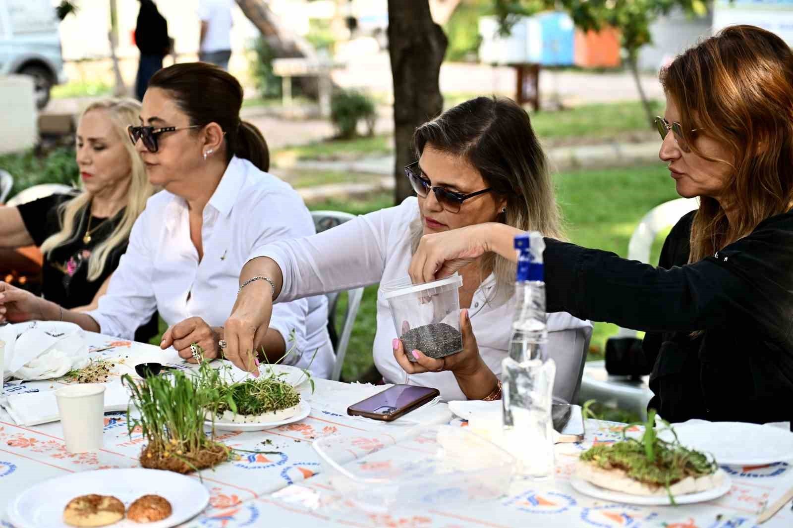 ANTALYA MURATPAŞA BELEDİYESİ, SAĞLIKLI YAŞAM VE SÜRDÜRÜLEBİLİR BESLENME KONULARINA DİKKAT ÇEKMEK...