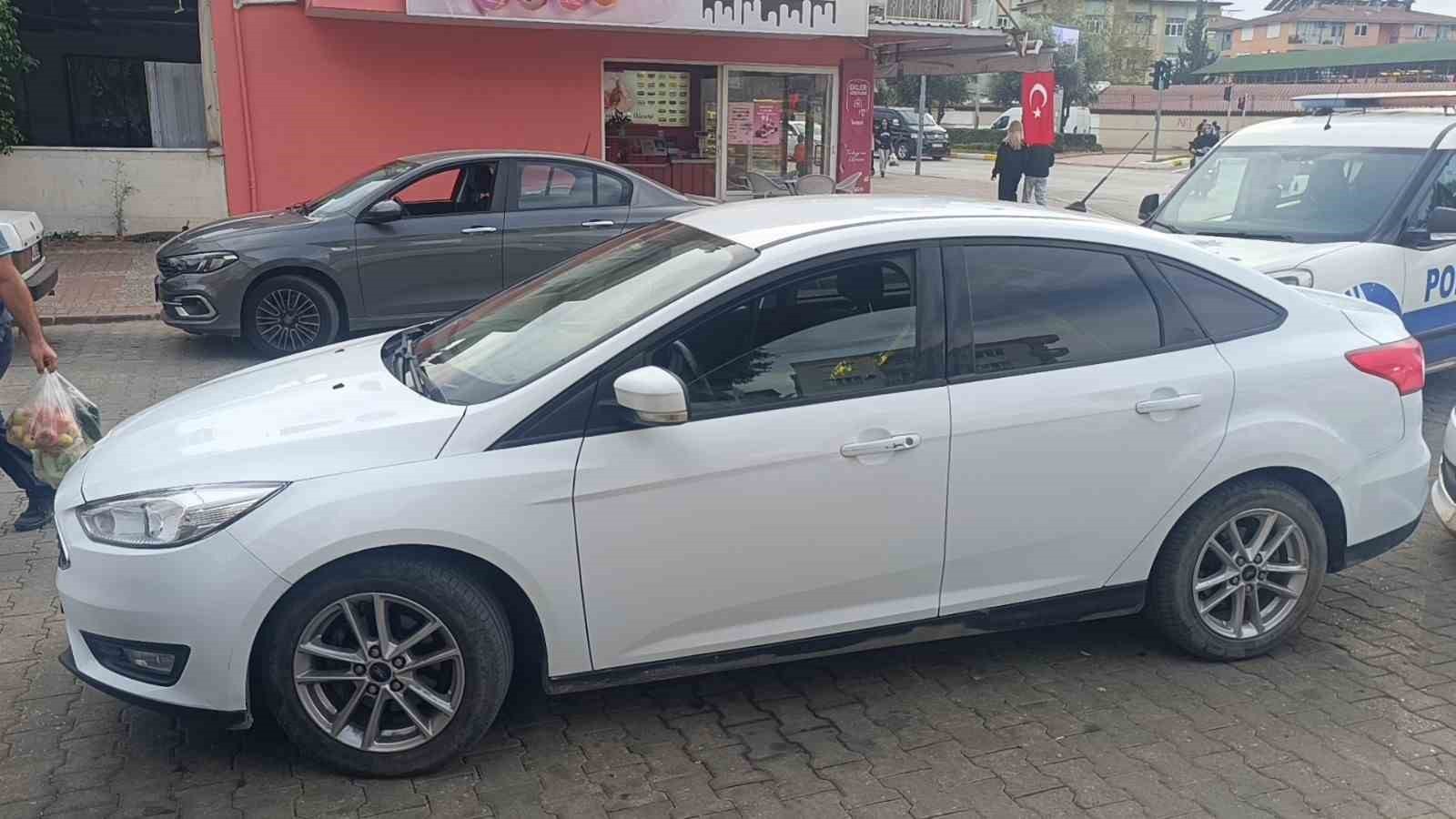 ANTALYA’NIN MANAVGAT İLÇESİNDE YAŞANAN KAZADA SÜRÜCÜLERDEN BİRİSİ 1.61 PROMİL ALKOLLÜ ÇIKARKEN...