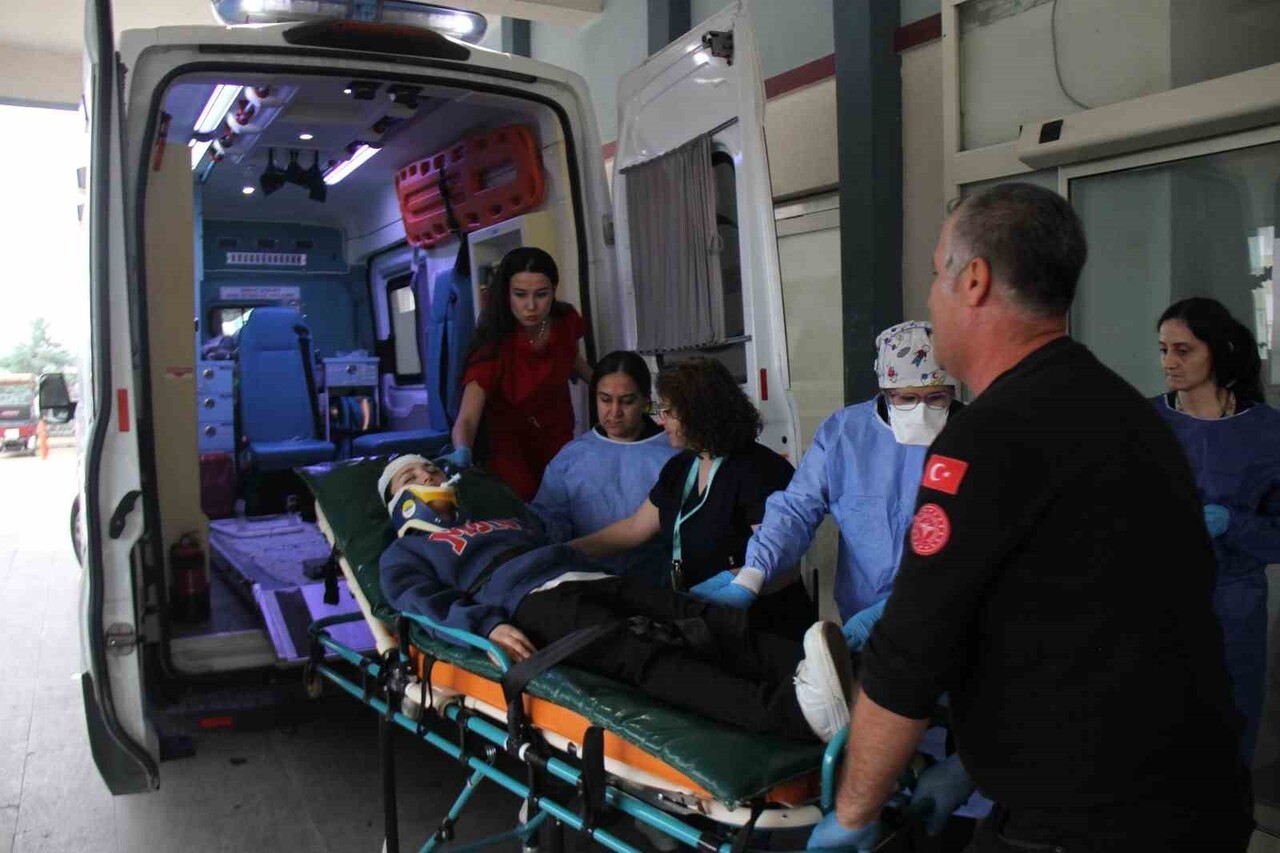 ANTALYA’NIN SERİK İLÇESİNDE BULUNAN SERİK DEVLET HASTANESİ’NDE ACİL SERVİS BİRİMİNDE GENİŞ...