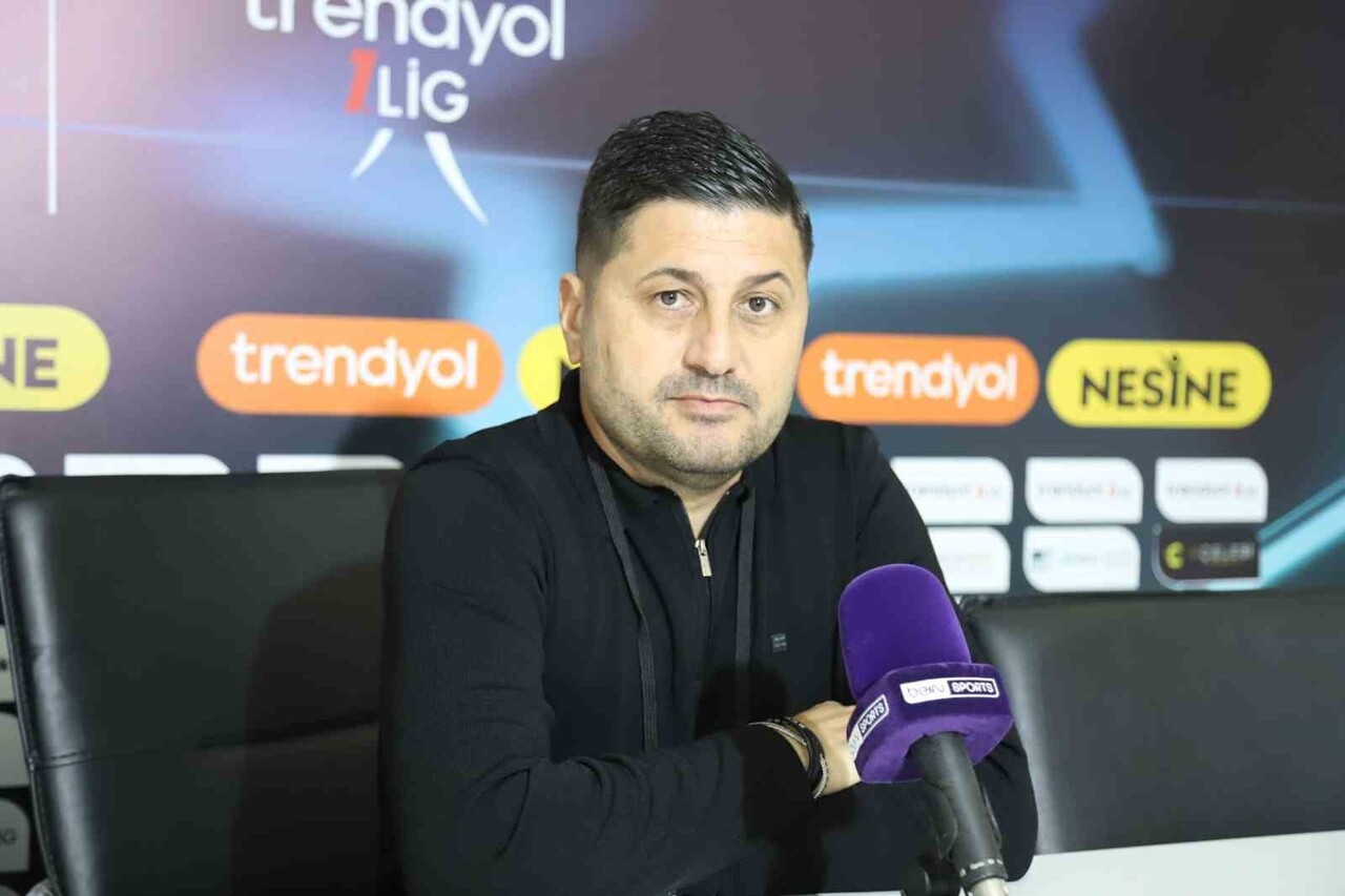 ARCA ÇORUM FK TEKNİK DİREKTÖRÜ ÇAĞDAŞ ÇAVUŞ