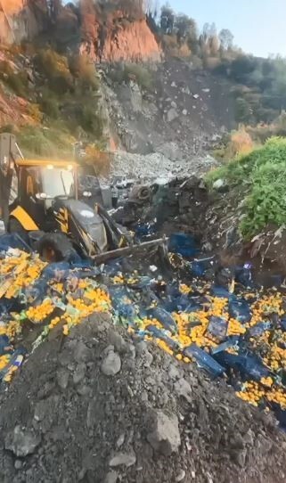 ARTVİN SARP SINIR KAPISI’NDA YAPILAN DENETİMLERDE, MERSİN’DEN GÜRCİSTAN’A GÖNDERİLMEK İSTENEN 6,1...