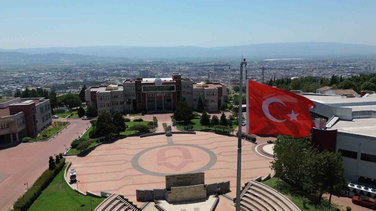 AYDIN ADNAN MENDERES ÜNİVERSİTESİ (ADÜ), ARAŞTIRMA ODAKLI BÜYÜME STRATEJİSİNİN ULUSLARARASI...