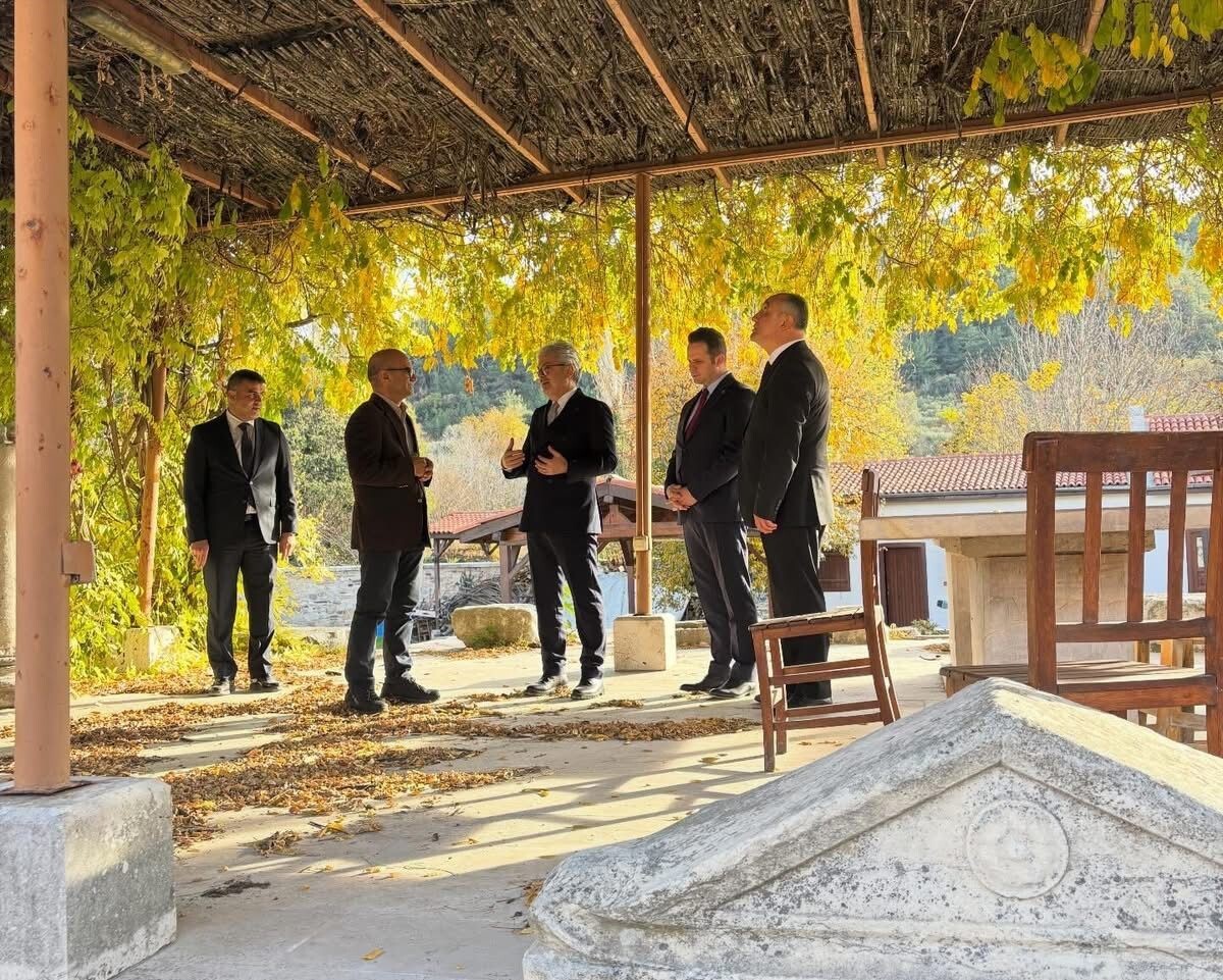 BAKAN YARDIMCISI YELKENCİ, STRATONİKEİA ANTİK KENTİ’Nİ GEZDİ