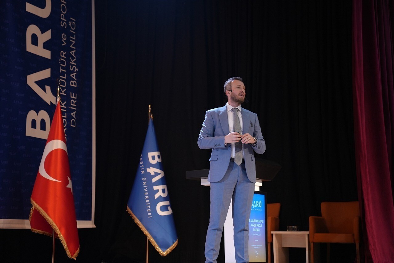 BARTIN ÜNİVERSİTESİ’NİN EV SAHİPLİĞİNDE DÜZENLENEN ULUSLARARASI AR-GE PROJE PAZARI’NDA...