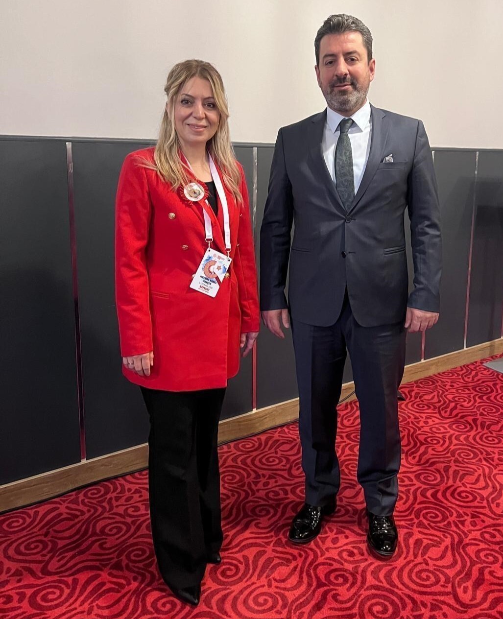 BAYBURT'TA YILIN ÖĞRETMENİ MEVHİBE KÜBRA HANÇER SEÇİLDİ