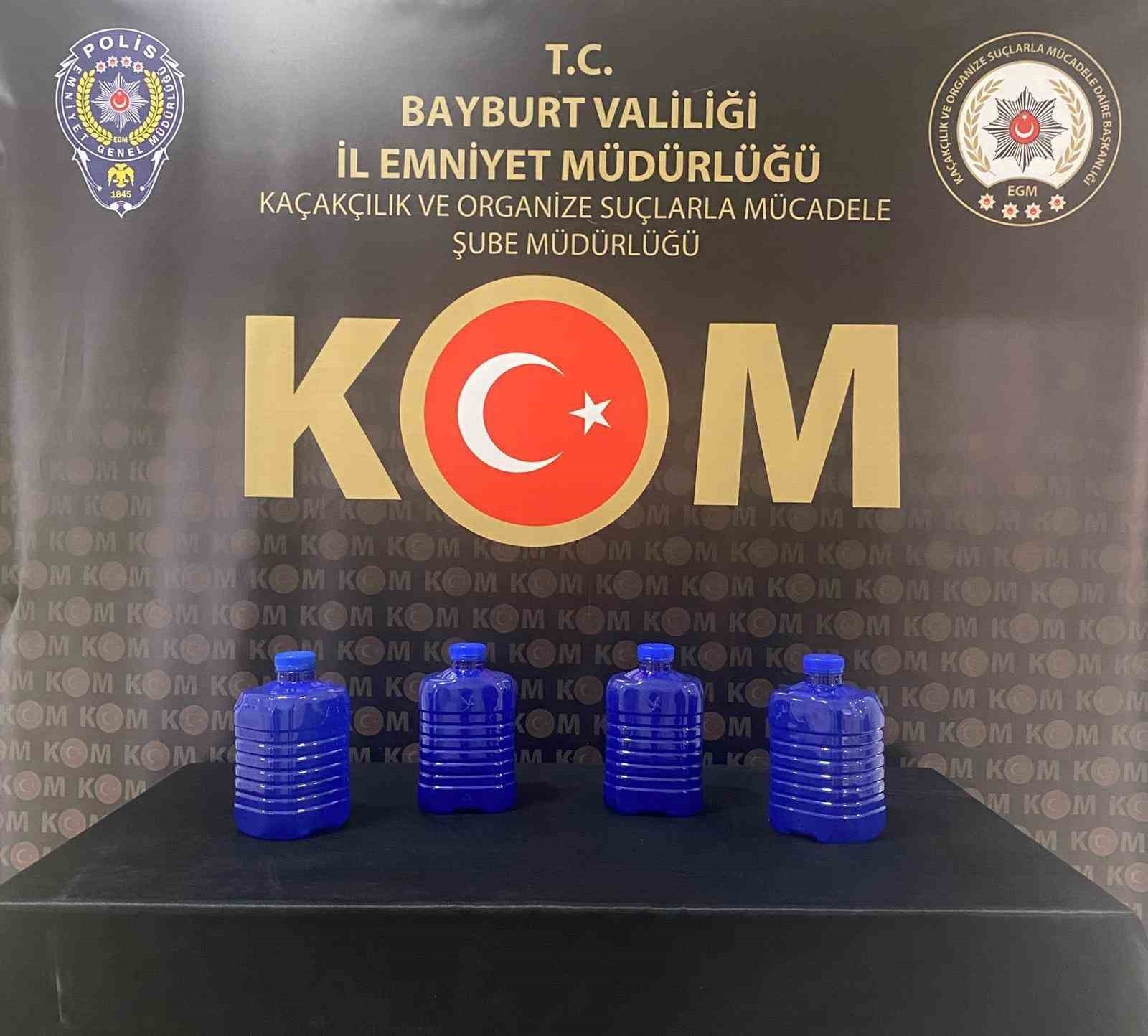 BAYBURT’TA KAÇAK TÜTÜN VE ALKOL OPERASYONU YAPILDI