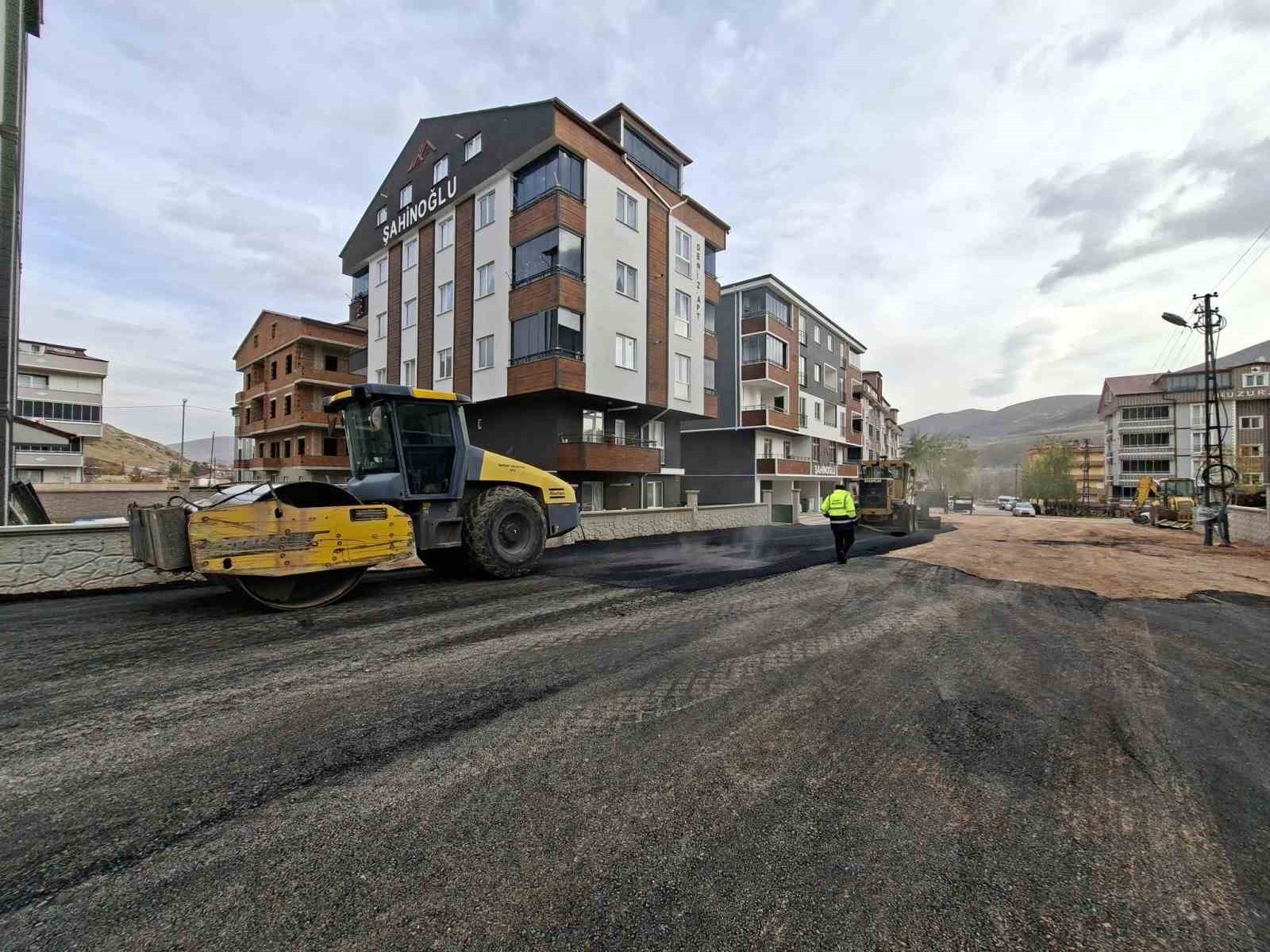 BAYBURT’TA ŞEHİR ESTETİĞİ VE ALTYAPI İÇİN MESAİ
