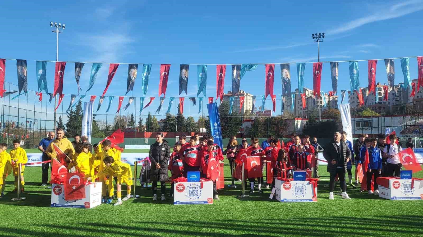 BEŞİKTAŞ BELEDİYESİ TARAFINDAN YENİLENEN İSMET İNÖNÜ SPOR TESİSİ MODERN ZEMİNİYLE BİRLİKTE YENİDEN...