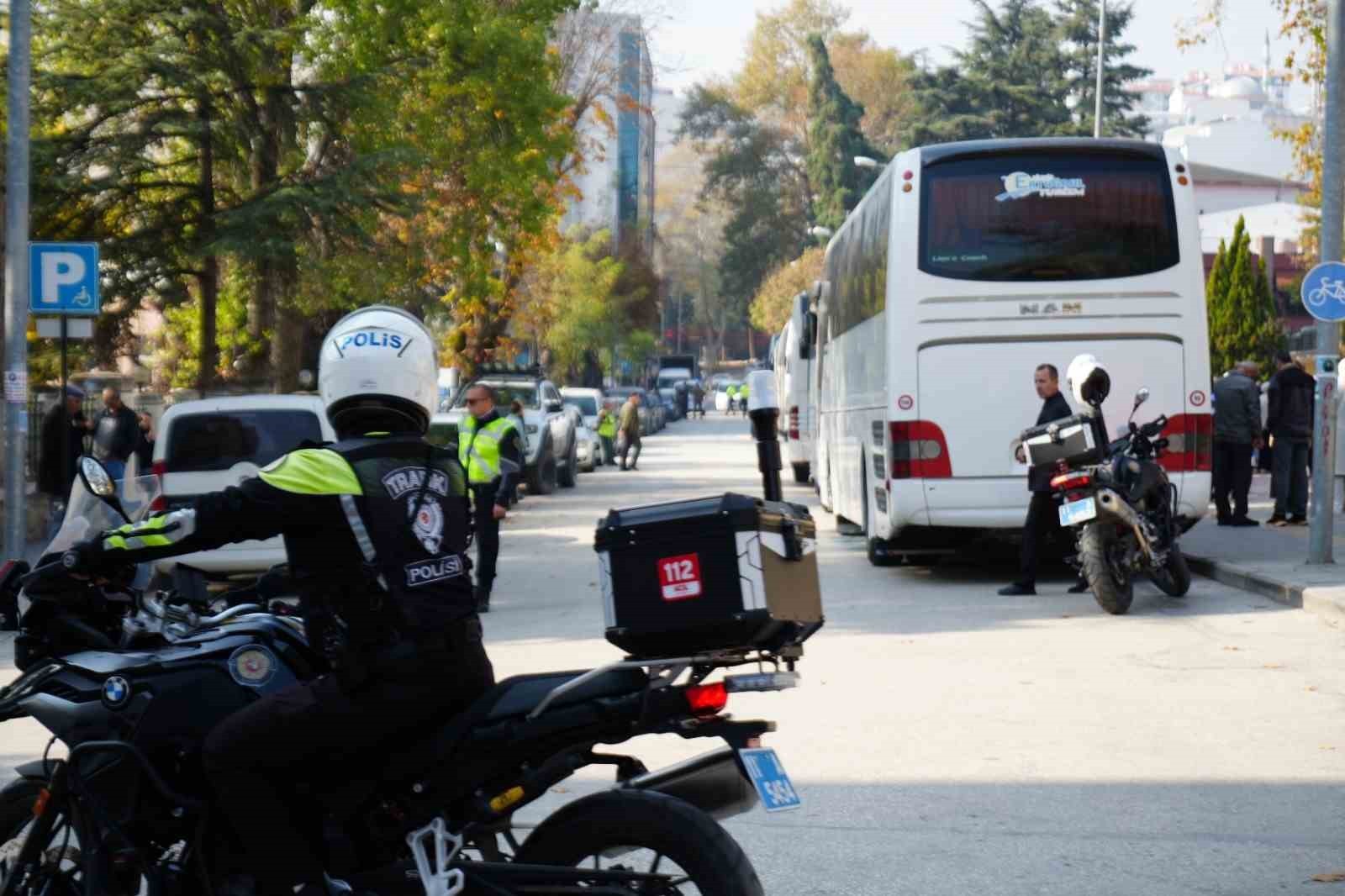 BİLECİK'TE SÜRÜCÜLERİ ÇİLEDEN ÇIKARAN UYGULAMA