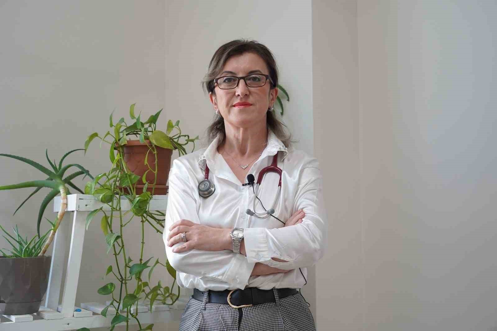 BİLECİK EĞİTİM VE ARAŞTIRMA HASTANESİ GÖĞÜS HASTALIKLARI UZMANI  UZMAN DOKTOR SELMA AKTAŞ