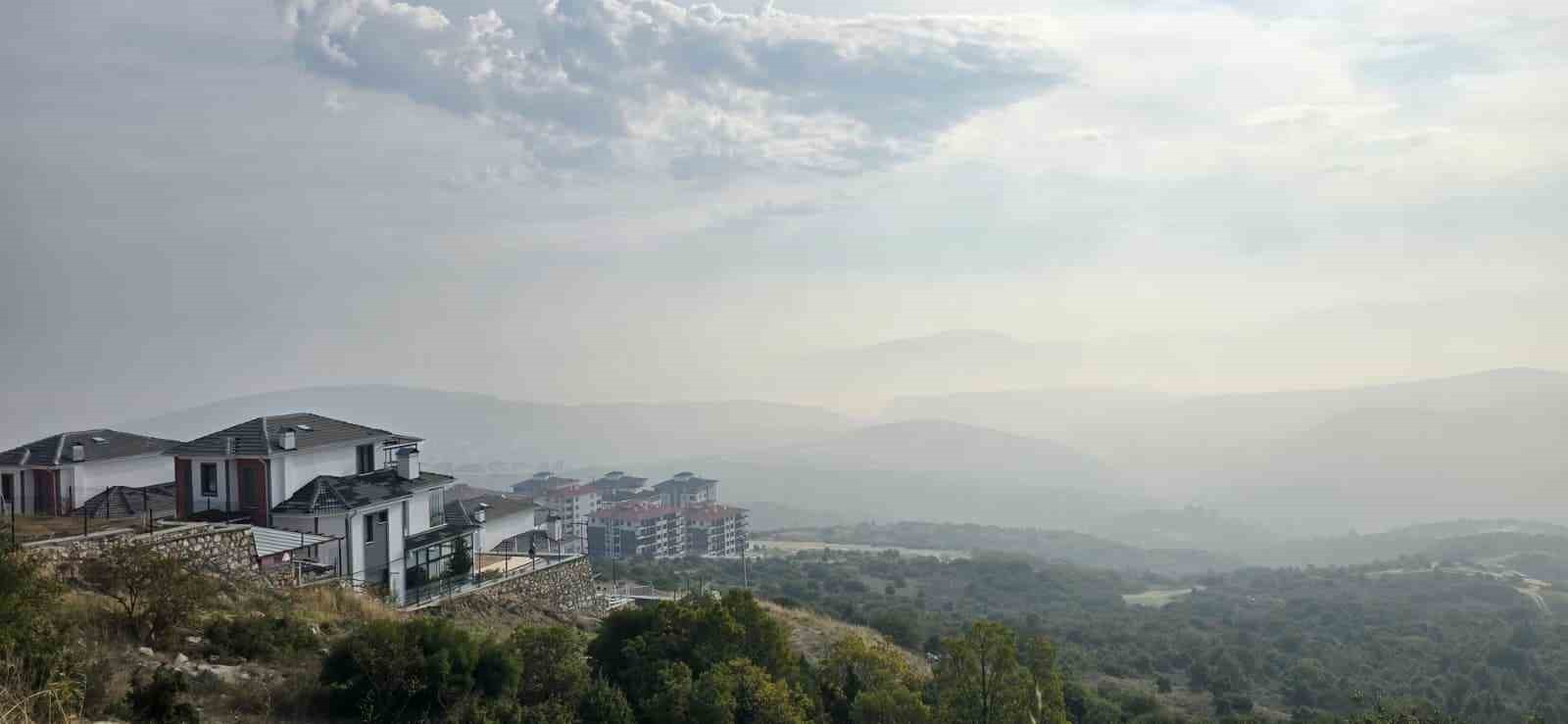 BİLECİK SİSLİ BİR SABAHA UYANDI