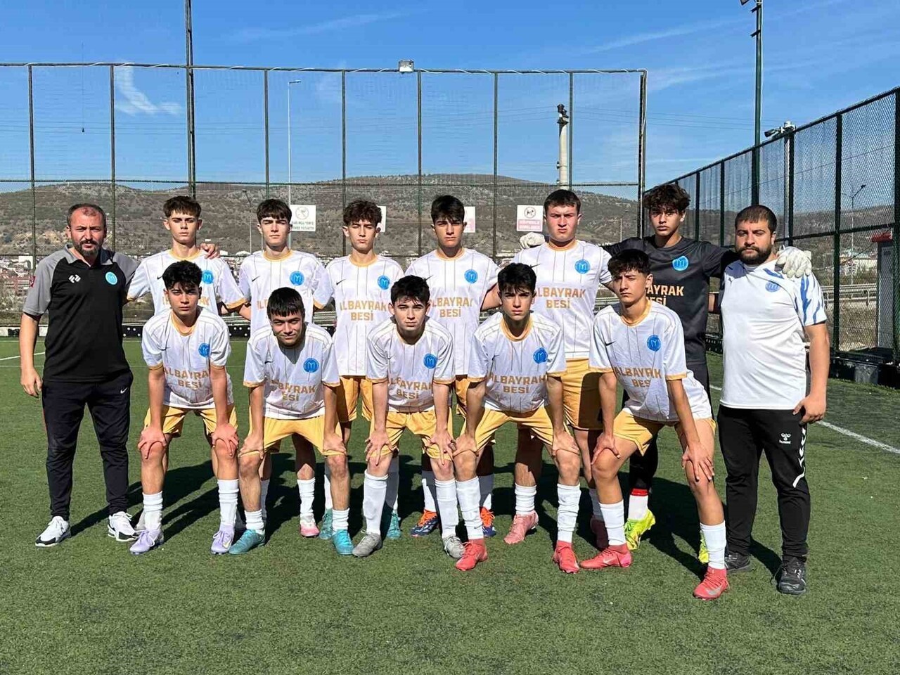 BİLECİK U16 GENÇLER LİGİ'NDE 3 MAÇTA FİLELER 20 KEZ HAVALANDI