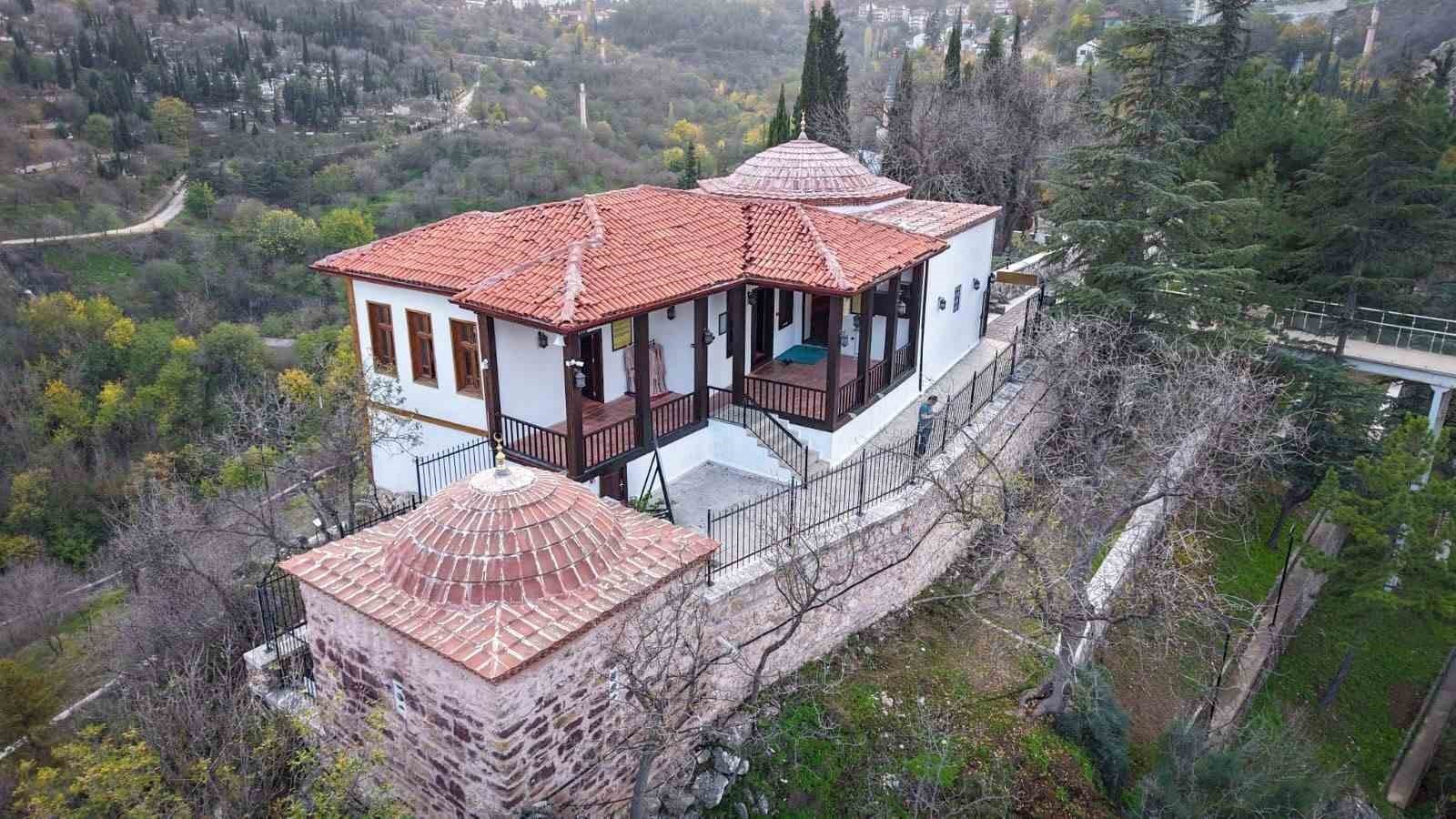 BİLECİK VALİSİ FAİK OKTAY SÖZER, ŞEYH EDEBALİ’NİN VEFATININ 700’ÜNCÜ YIL DÖNÜMÜNÜN UNESCO ANMA VE...