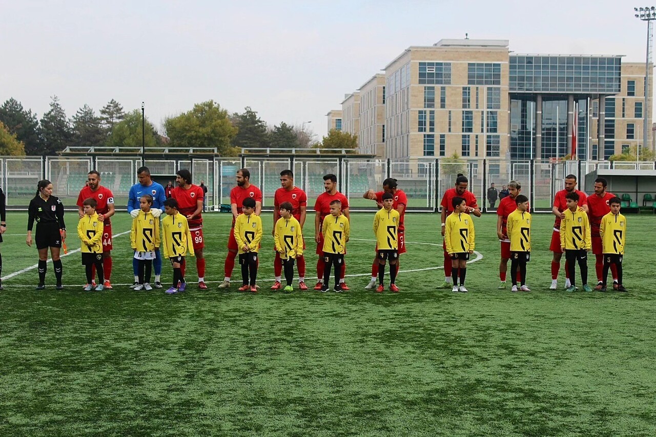 BÖLGESEL AMATÖR LİG (BAL) 2. GRUP'TA MÜCADELE EDEN KOCASİNAN ŞİMŞEKSPOR, LİGİN 6. HAFTASINDA...