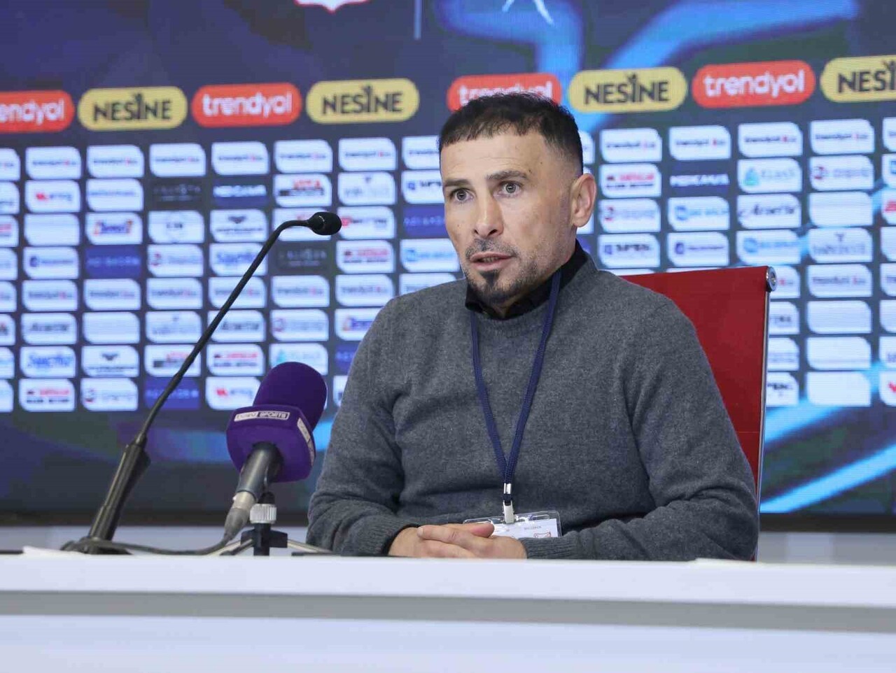 BOLUSPOR TEKNİK DİREKTÖRÜ ERTUĞRUL ARSLAN, SİVASSPOR MAÇININ ARDINDAN, “ÜZGÜNÜZ YUKARIYI YAKALAMAK...