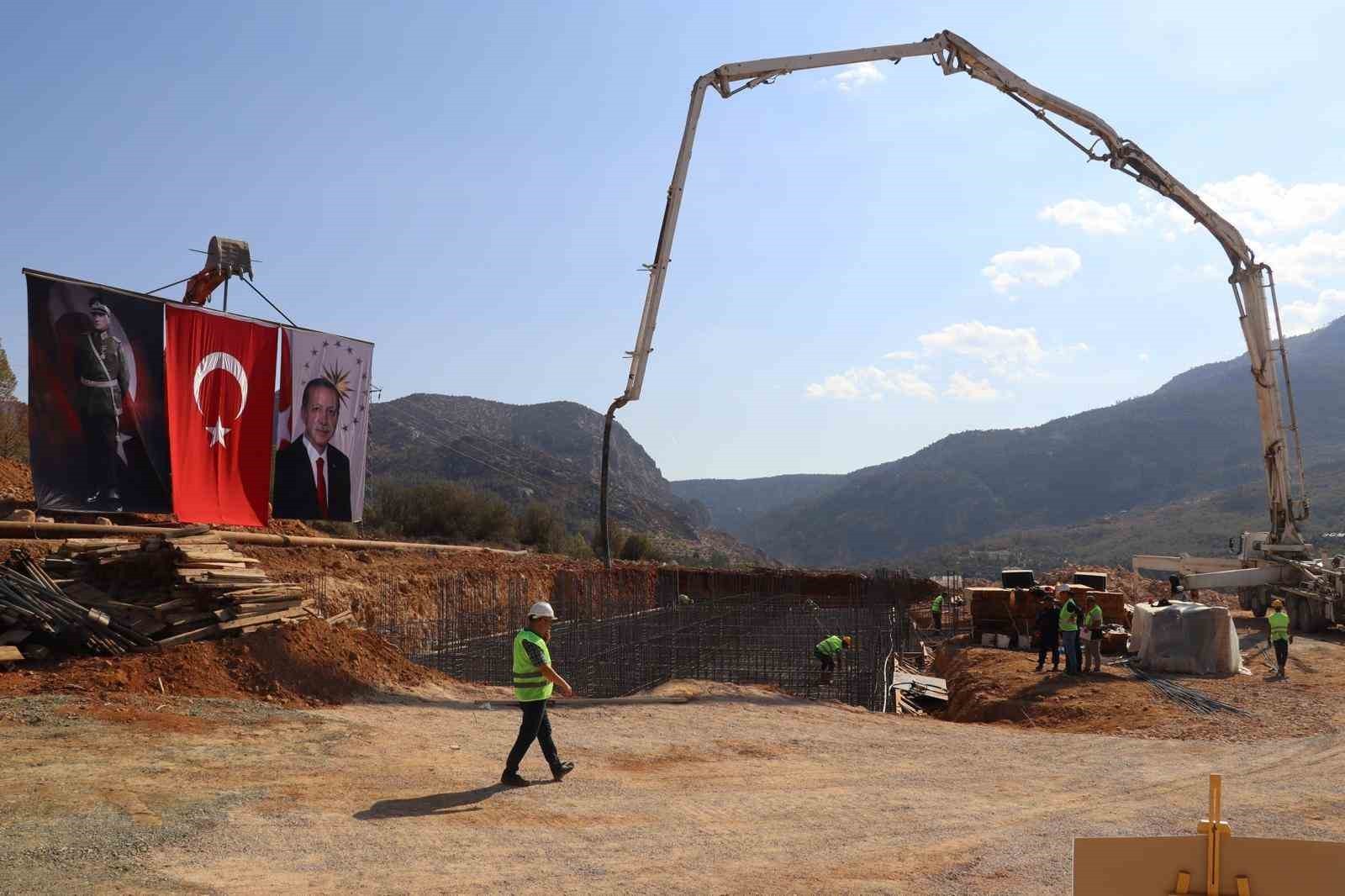 BUCAKKIŞLA’DA JANDARMA KARAKOLU HİZMET BİNASININ TEMELİ TÖRENLE ATILDI