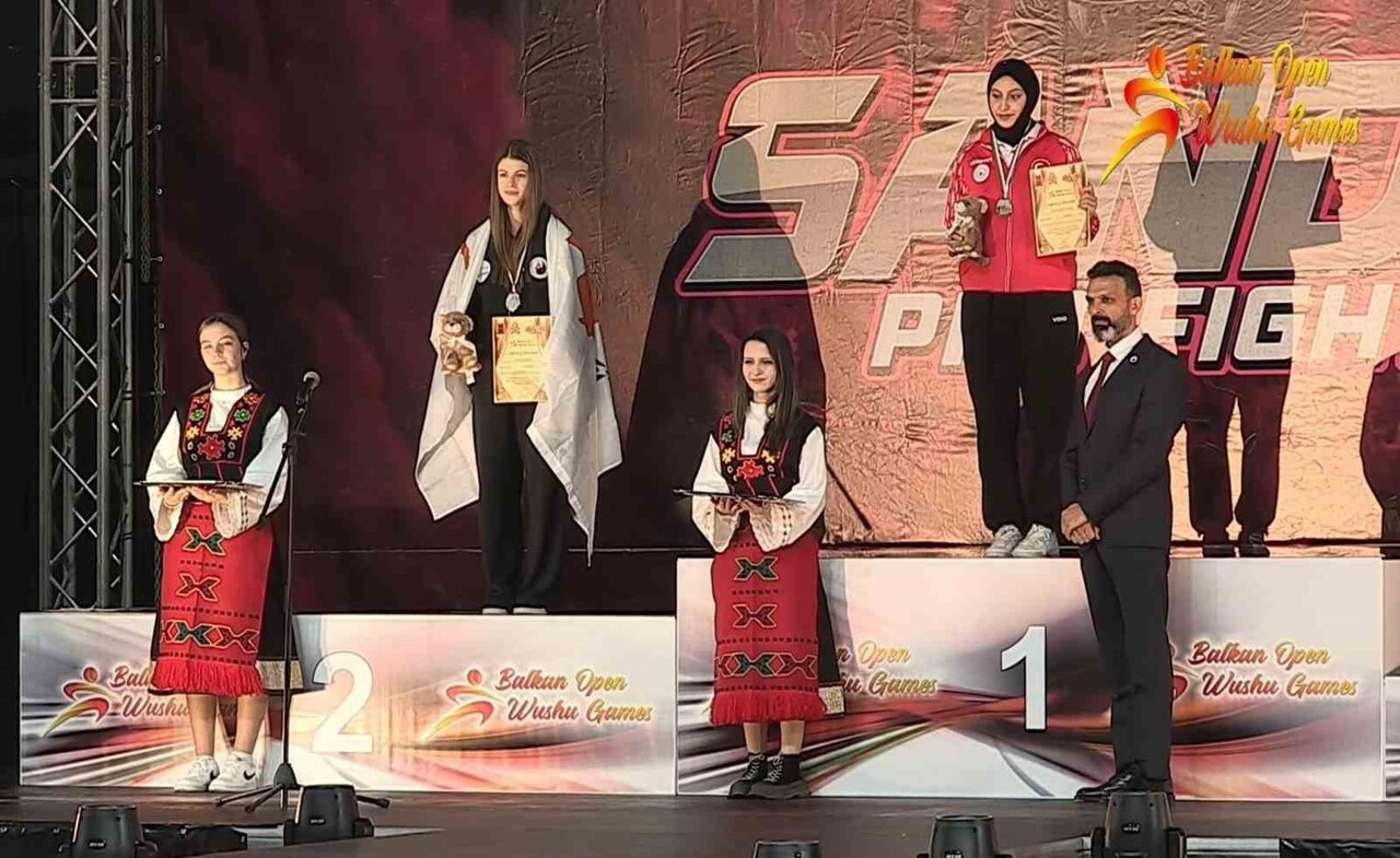 BULGARİSTAN’DA DÜZENLENEN WUSHU KUNG FU BALKAN ŞAMPİYONASI’NA SULTANGAZİ BELEDİYESİ SPOR KULÜBÜ...