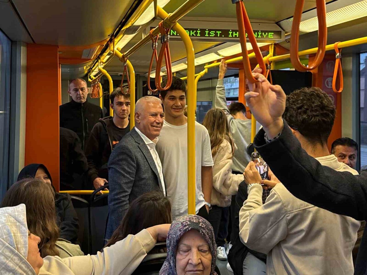 BURSA BÜYÜKŞEHİR BELEDİYESİ, RAYLI SİSTEMLER VE TOPLU ULAŞIM KONUSUNDA YAPILACAK ÇALIŞMALAR...