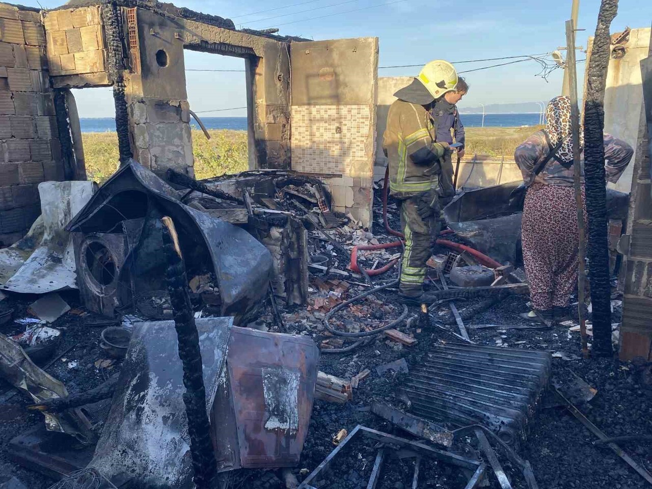 BURSA’NIN MUDANYA İLÇESİ EĞERCE MAHALLESİ EĞERCE 14. SOKAK’TA BUGÜN SAAT 13.15 SIRALARINDA ÇIKAN...