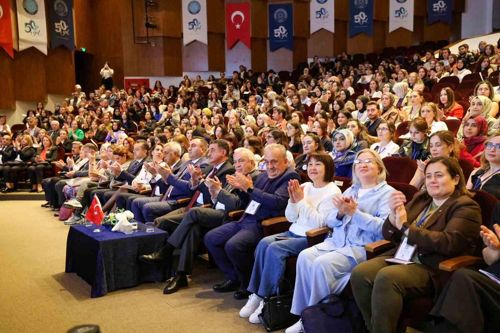 BURSA ULUDAĞ ÜNİVERSİTESİ (BUÜ) EĞİTİM FAKÜLTESİ EV SAHİPLİĞİNDE DÜZENLENEN 9. ULUSLARARASI OKUL...