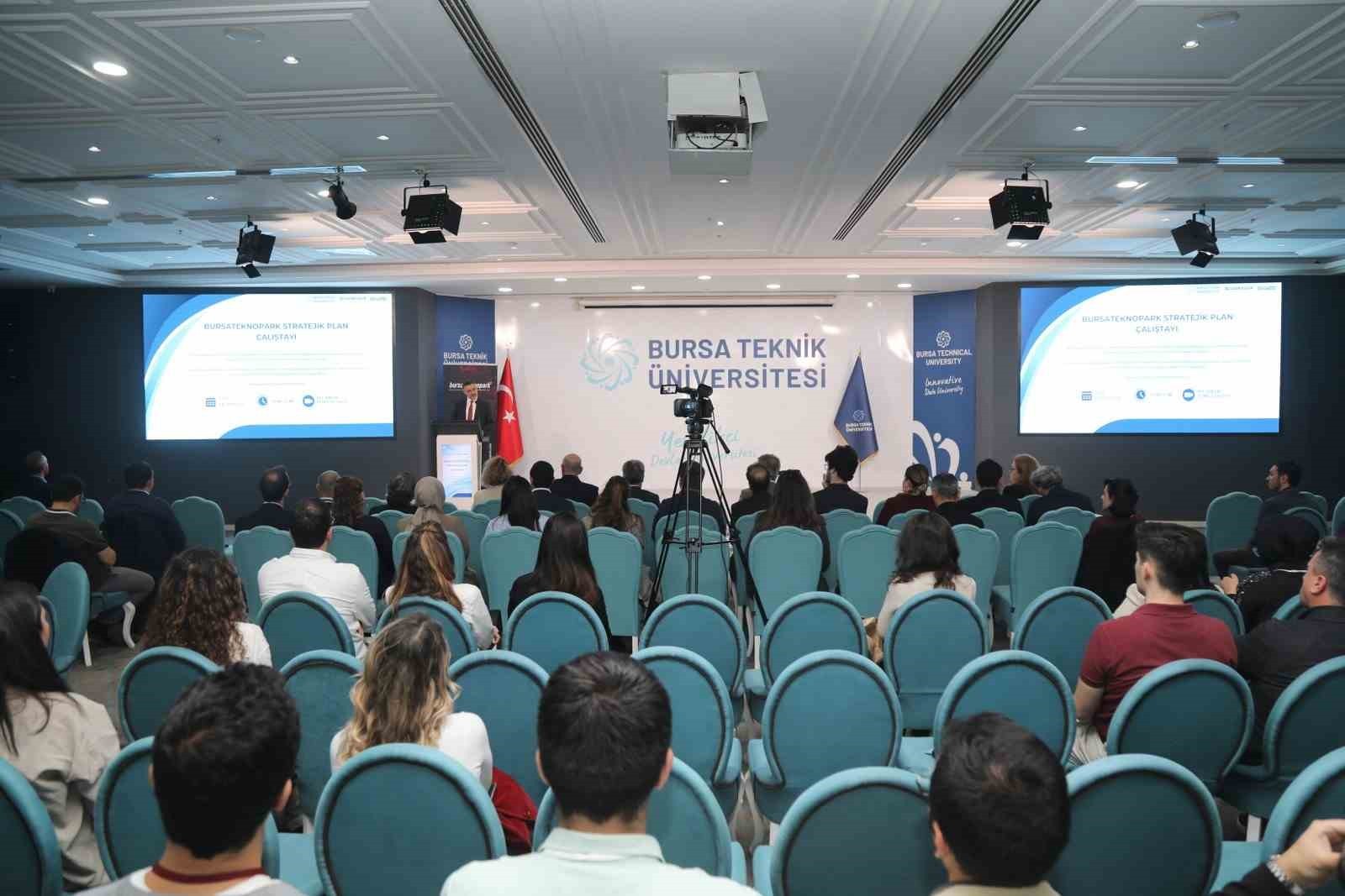BURSATEKNOPARK STRATEJİK PLAN ÇALIŞTAYI GERÇEKLEŞTİRİLDİ. BURSATEKNOPARK’IN MEVCUT DURUMU, GELECEK...