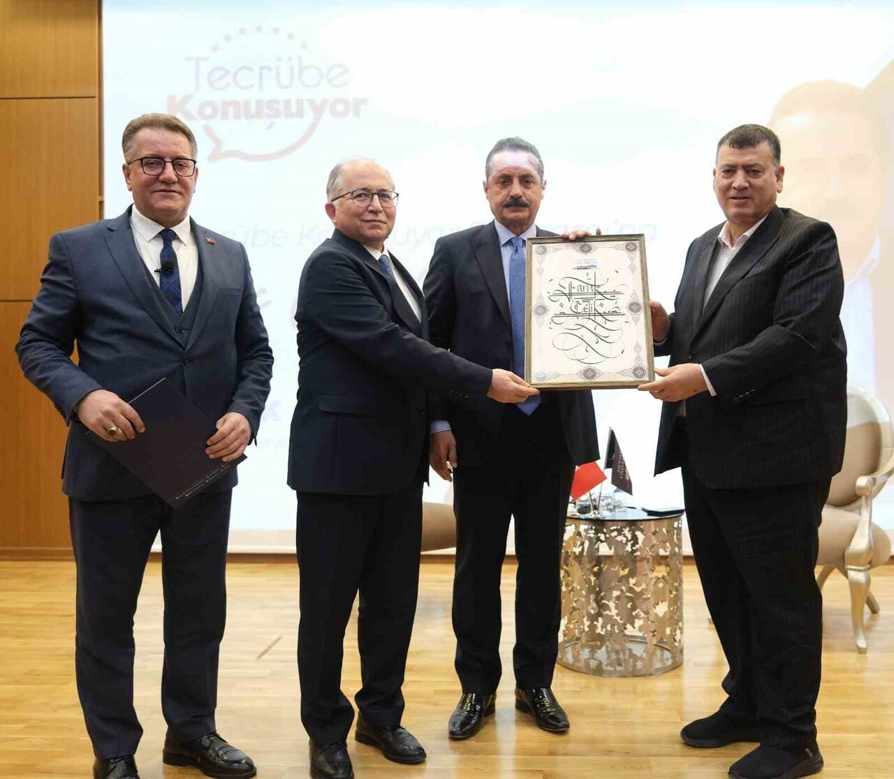 ÇALIŞMA VE SOSYAL GÜVENLİK, DEVLET, GIDA, TARIM VE HAYVANCILIK BAKANLIĞI, AK PARTİ GRUP...