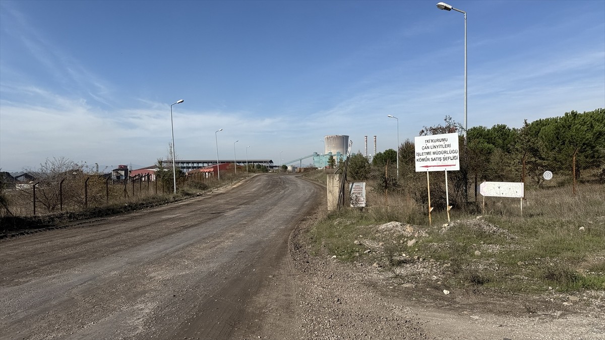 Çanakkale'nin Çan ilçesindeki kömür işletmesinde meydana gelen kazada bir işçi hayatını kaybetti....