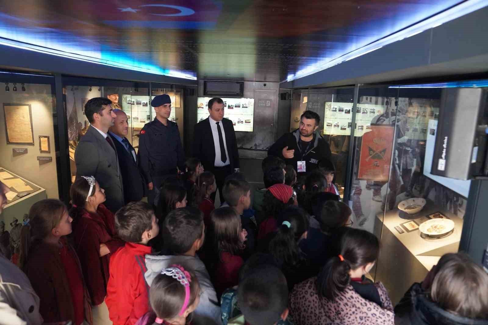 ÇANAKKALE SAVAŞLARI MOBİL MÜZESİ AYDINTEPE’DE