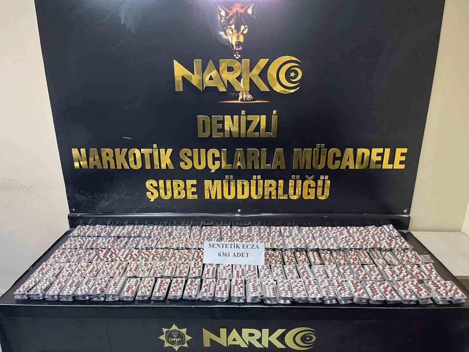 DENİZLİ’DE NARKOTİK TİMLERİ KENTE UYUŞTURUCU MADDE SEVKİYATI YAPAN 3 ŞAHSA OPERASYON DÜZENLENDİ....