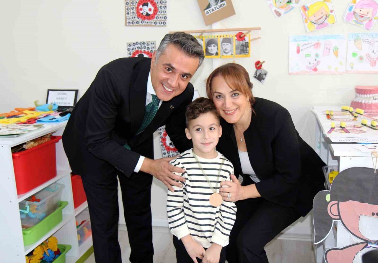 DENİZLİ İL SAĞLIK MÜDÜRLÜĞÜ VE DENİZLİ İL MİLLİ EĞİTİM MÜDÜRLÜĞÜ İŞBİRLİĞİYLE 17-23 KASIM TOPLUM...