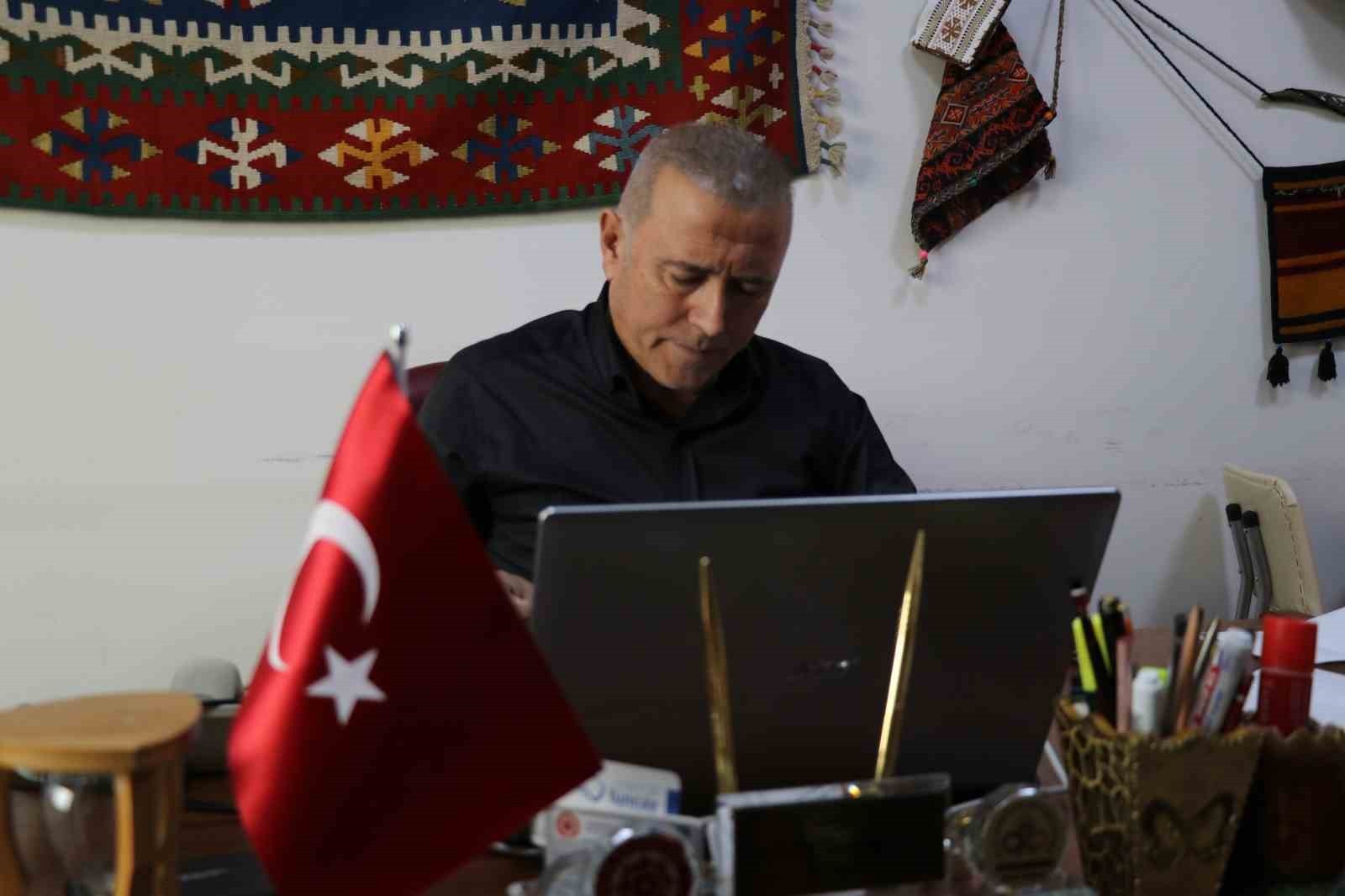 DİJİTALLEŞMENİN HIZLA ARTTIĞI GÜNÜMÜZDE BİREYLERİN DİJİTAL DÜNYAYLA OLAN İLİŞKİLERİNİ KONTROL...