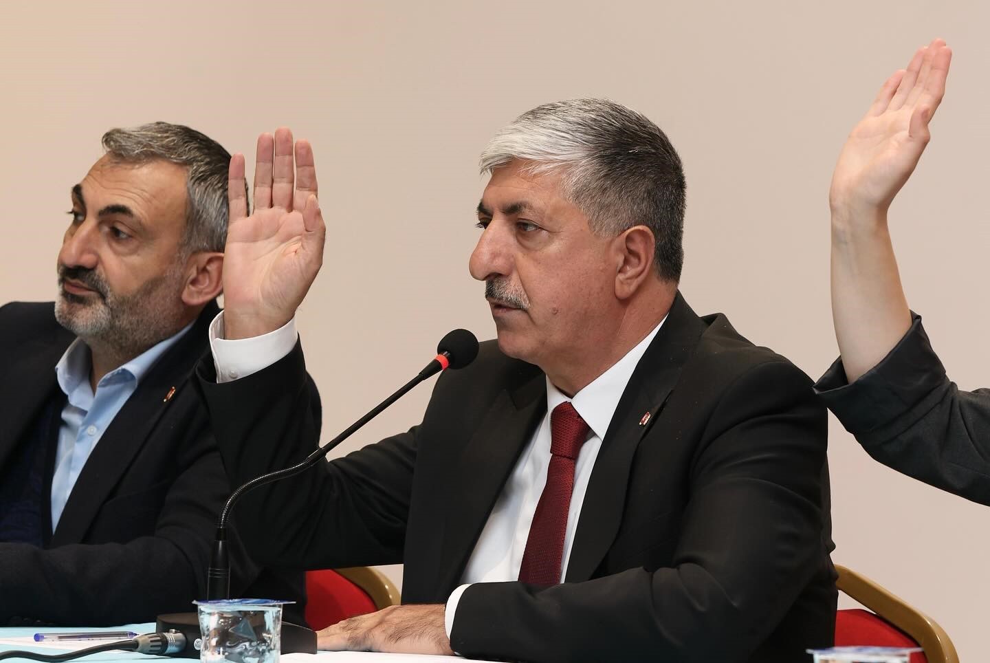 DİLOVASI BELEDİYESİ'NİN KASIM AYI OLAĞAN MECLİS TOPLANTISI, BELEDİYE BAŞKANI RAMAZAN ÖMEROĞLU...