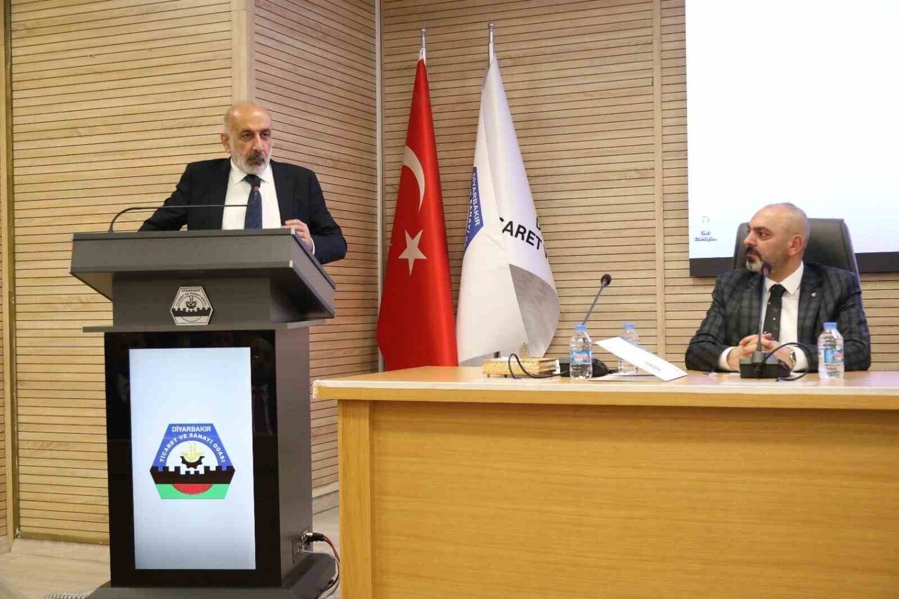 DTSO YÖNETİM KURULU BAŞKANI MEHMET KAYA AÇIKLAMALARDA BULUNDU