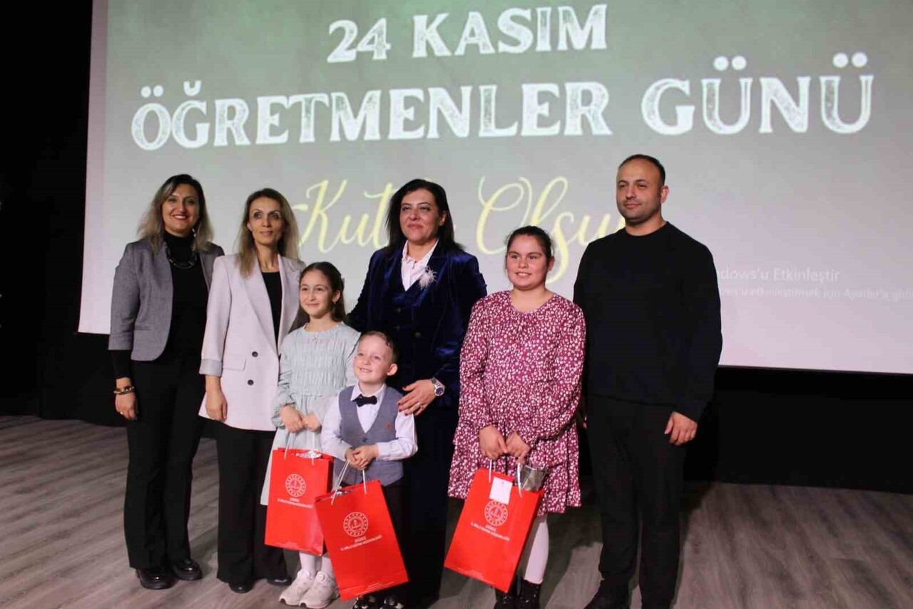DÜZCE İL MİLLİ EĞİTİM MÜDÜRLÜĞÜMÜZ TARAFINDAN 24 KASIM ÖĞRETMENLER GÜNÜ ETKİNLİKLERİ KAPSAMINDA...