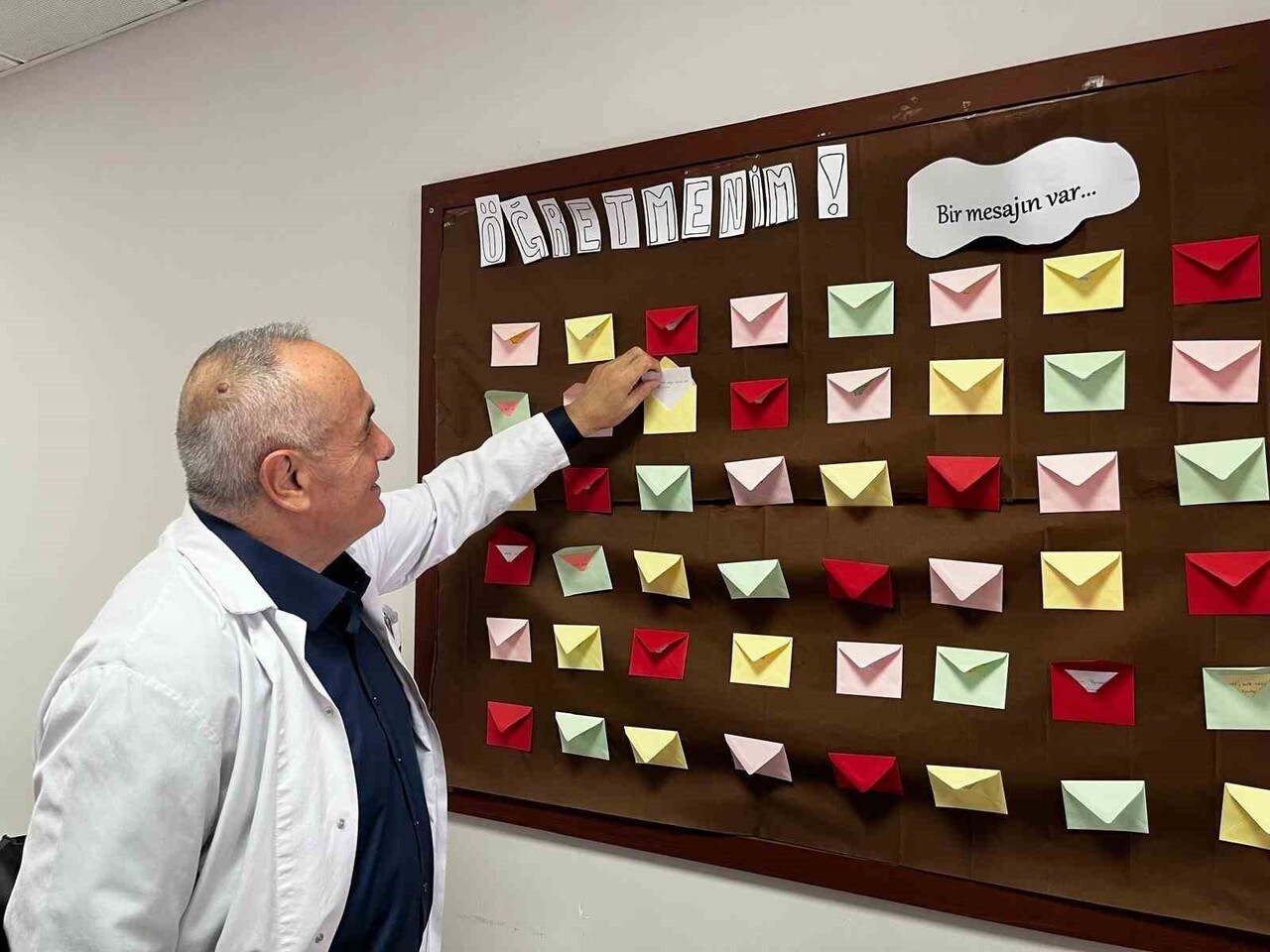 DÜZCE ÜNİVERSİTESİ EĞİTİM FAKÜLTESİ BÜNYESİNDEKİ ÖĞRENCİ TOPLULUKLARI, 24 KASIM ÖĞRETMENLER GÜNÜ...