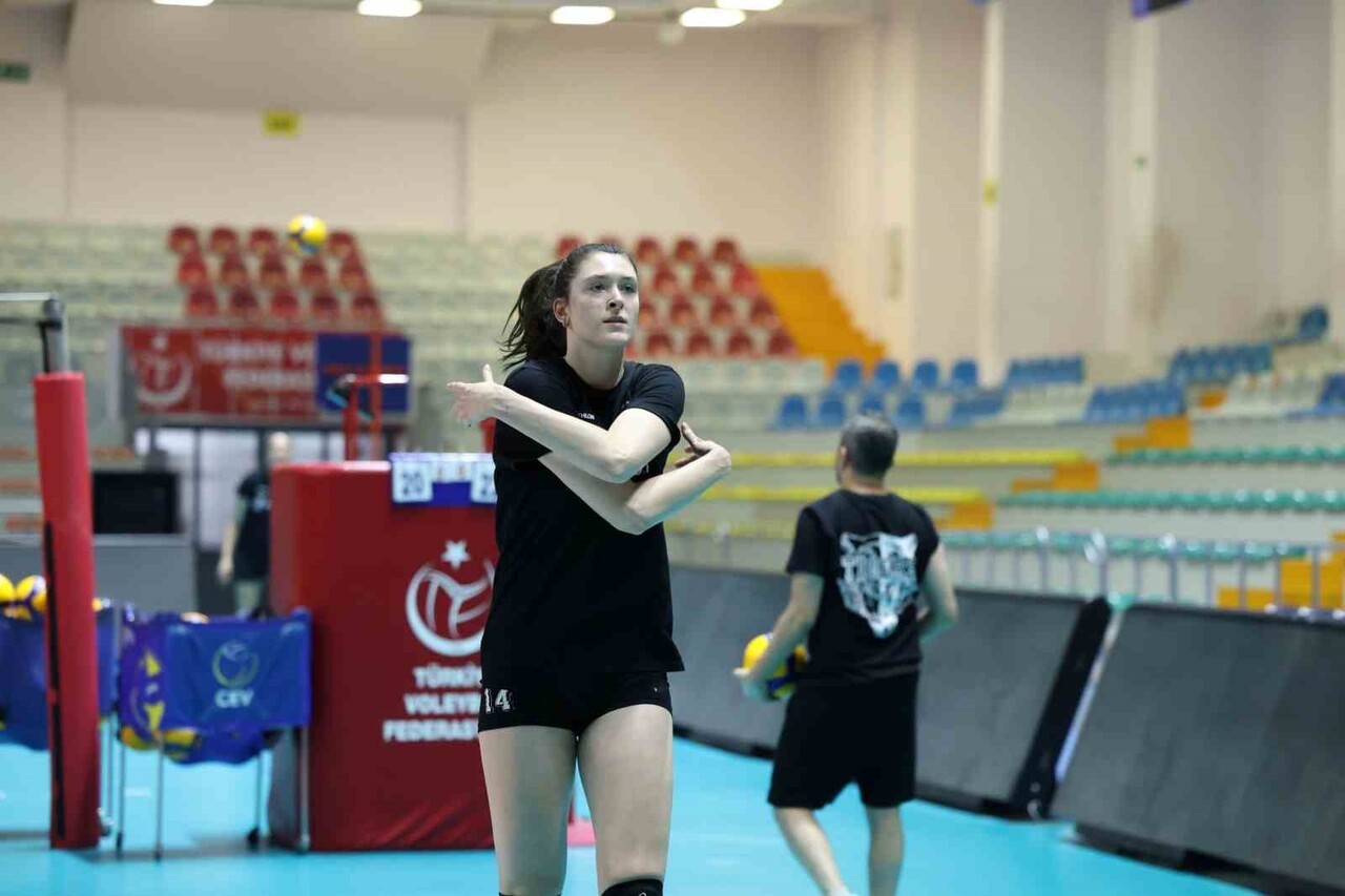 ECZACIBAŞI DYNAVİT, VODAFONE SULTANLAR LİGİ’NİN 6. HAFTASINDA DEPLASMANDA NİLÜFER BELEDİYESPOR İLE...