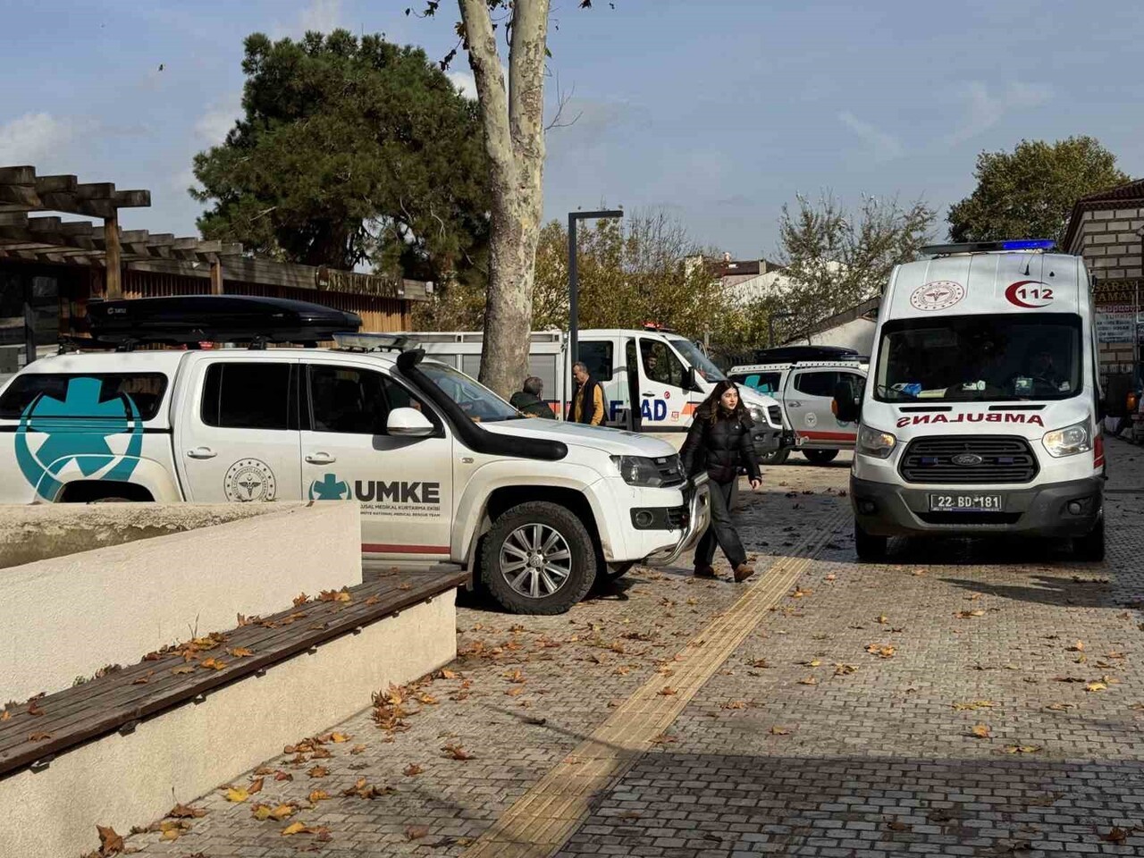 EDİRNE'DE SELİMİYE CAMİİ'NDE YÜRÜTÜLEN RESTORASYON ÇALIŞMALARI ESNADA YÜKSEKTEN DÜŞEN İŞÇİ...